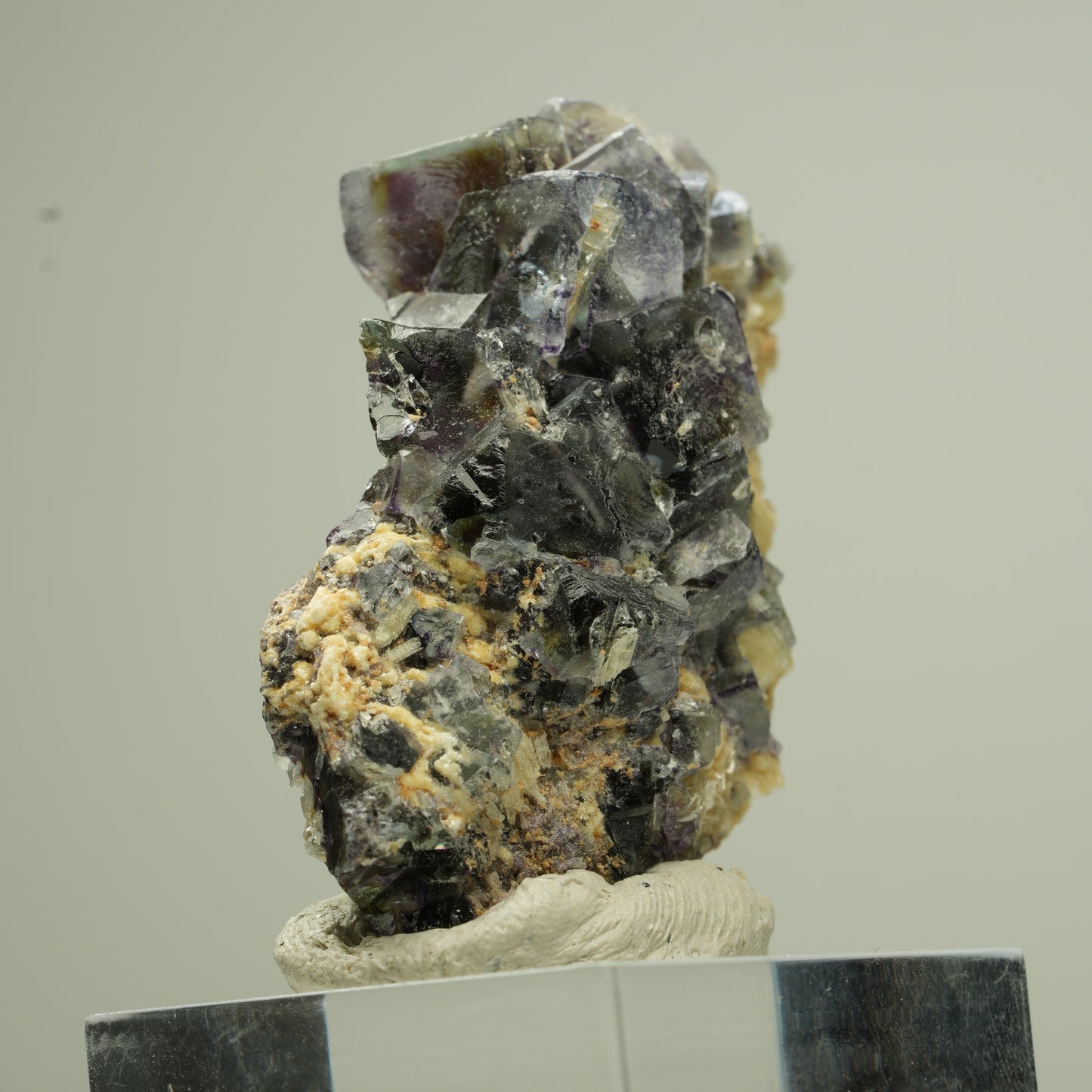 Bunte Phantom Fluorit Würfel, Schörl Turmalin, Muskovit Erongo, Namibia 43*27*19mm #13823