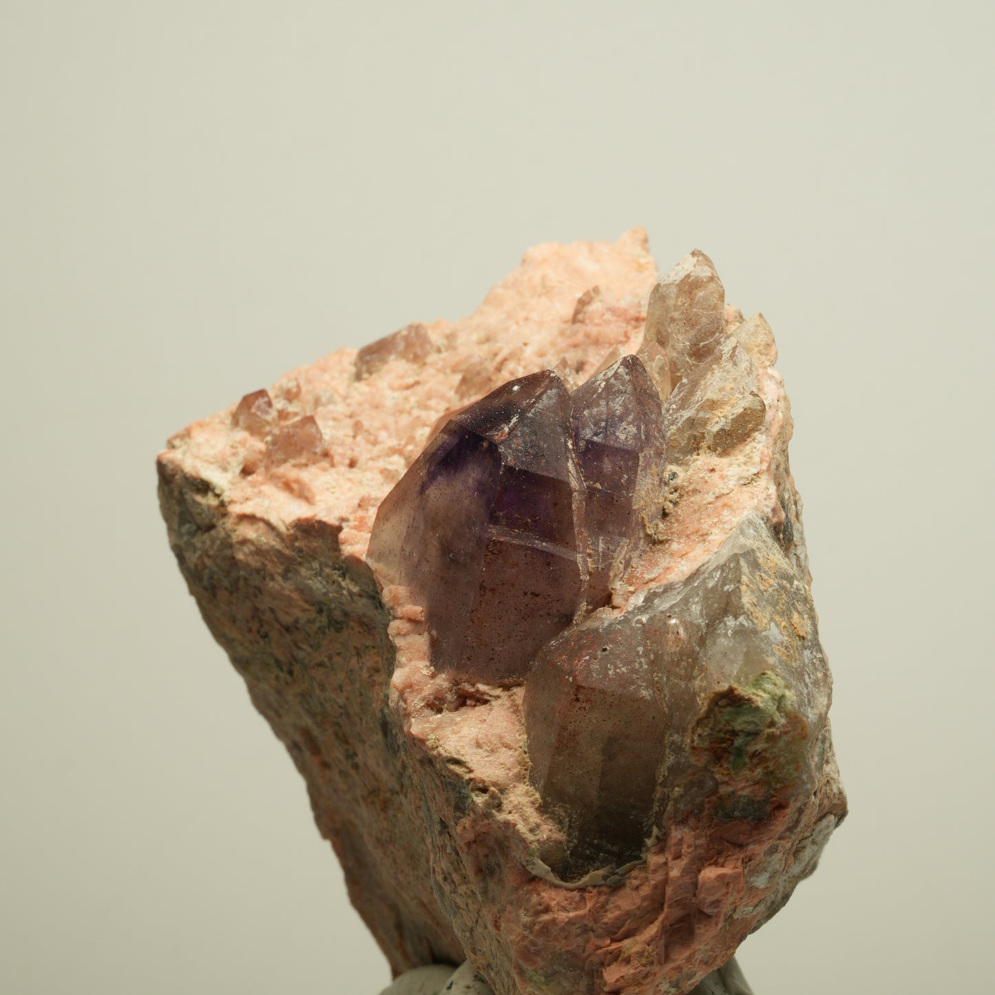 Skelett Phantom Amethyst Eisen Zepter auf Matrix Brandberg, Namibia 88*65*52mm #13962