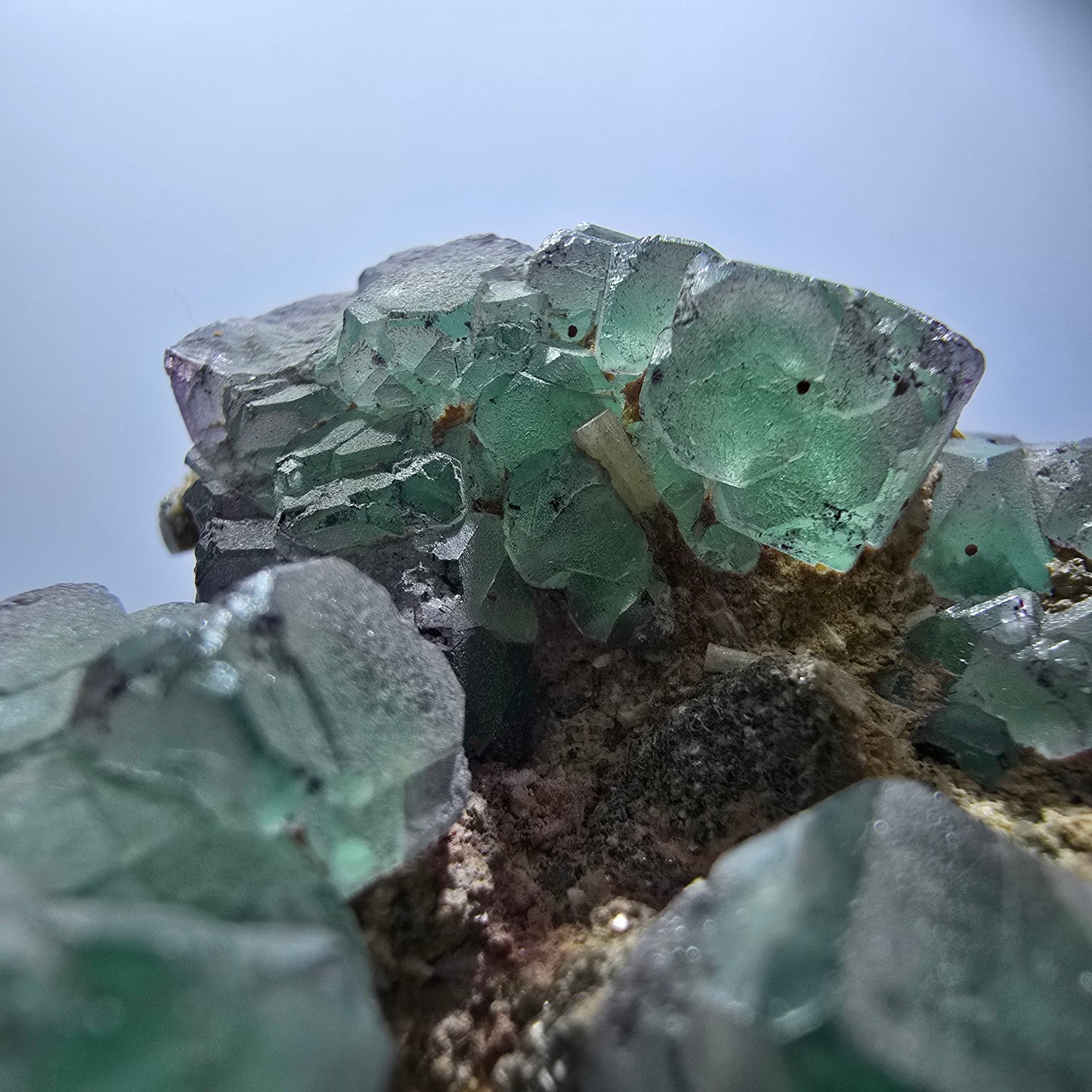 Fluorite fantôme zonale Schörl Tourmaline Muscovite Hyalite Erongo, Namibie 83*45*47mm
