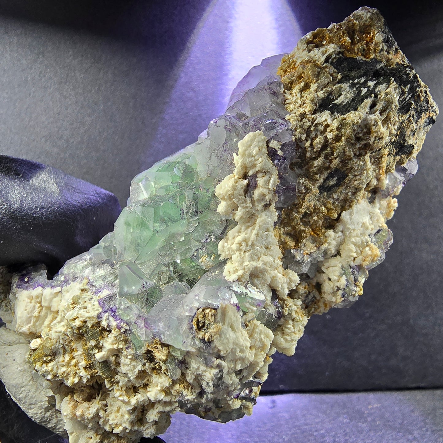 Phantom Fluorit Muskovit Orthoklas auf Schörl Turmalin 74*37*34mm Erongo Namibia