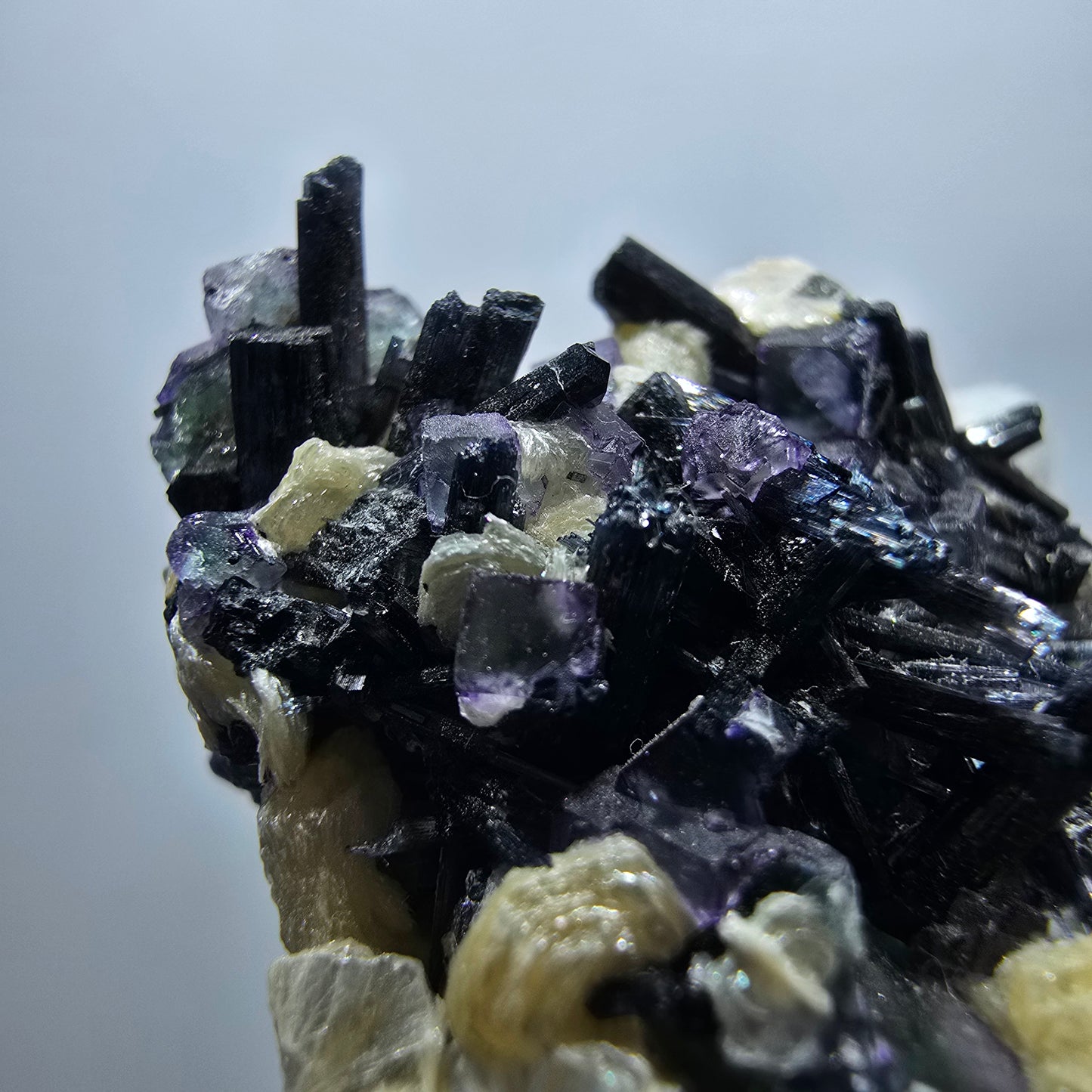 Colorful Phantom Fluorite Cubes Schorl Tourmaline Muscovite Erongo, Namibia 49*34*23mm
