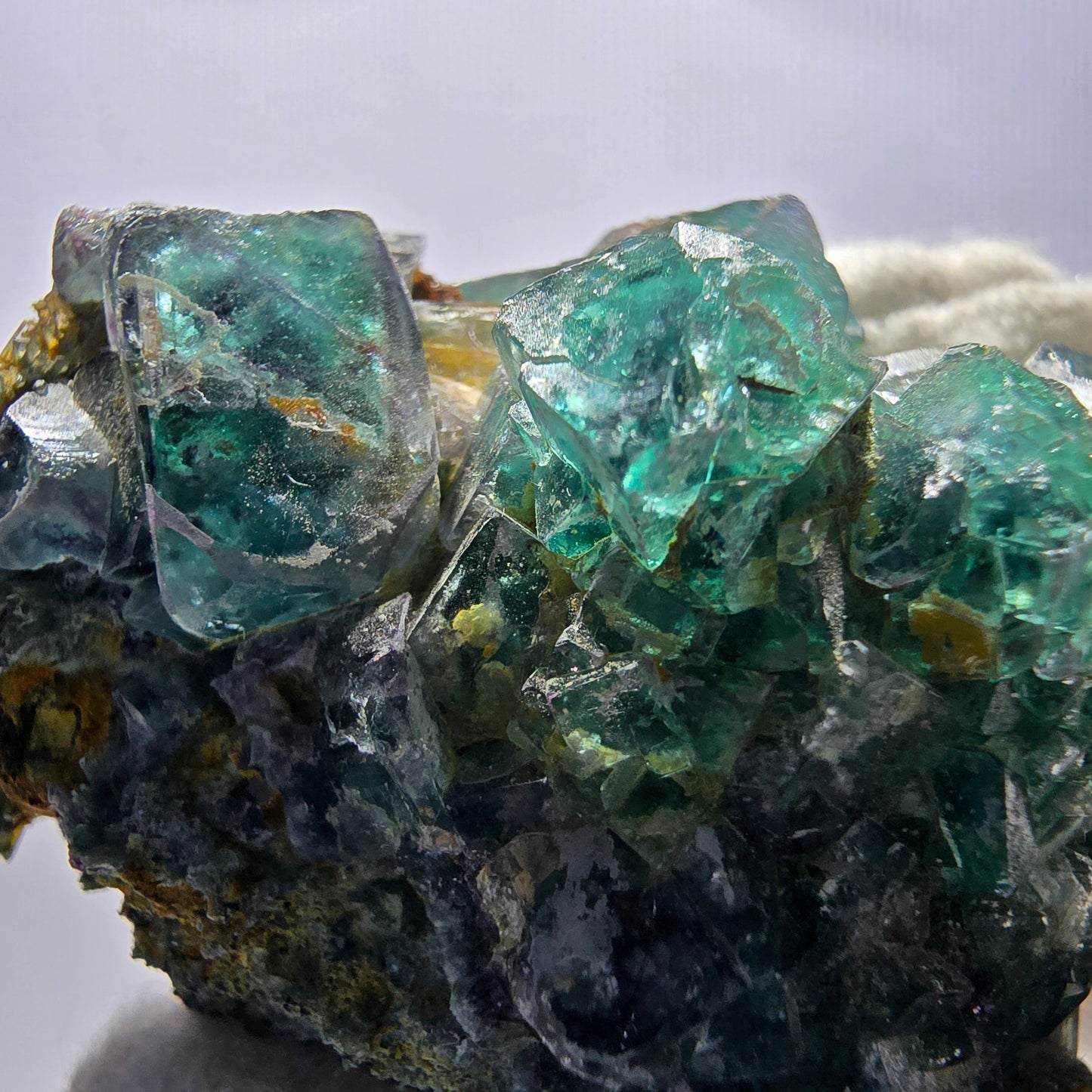 Cube de fluorite fantôme zonal, spécimen de tourmaline Schorl, Erongo, Namibie, 66 x 49 x 33 mm