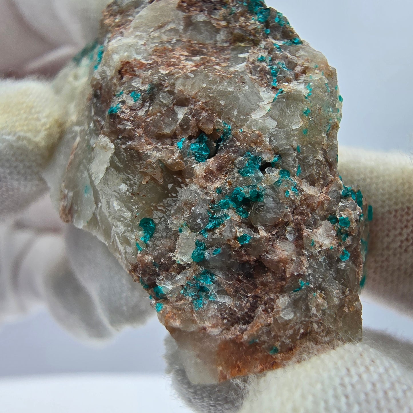 Seltene Dioptas auf Quarz Stufe Kaokoveld, Namibia 50*23*23mm Mineraliensammlung