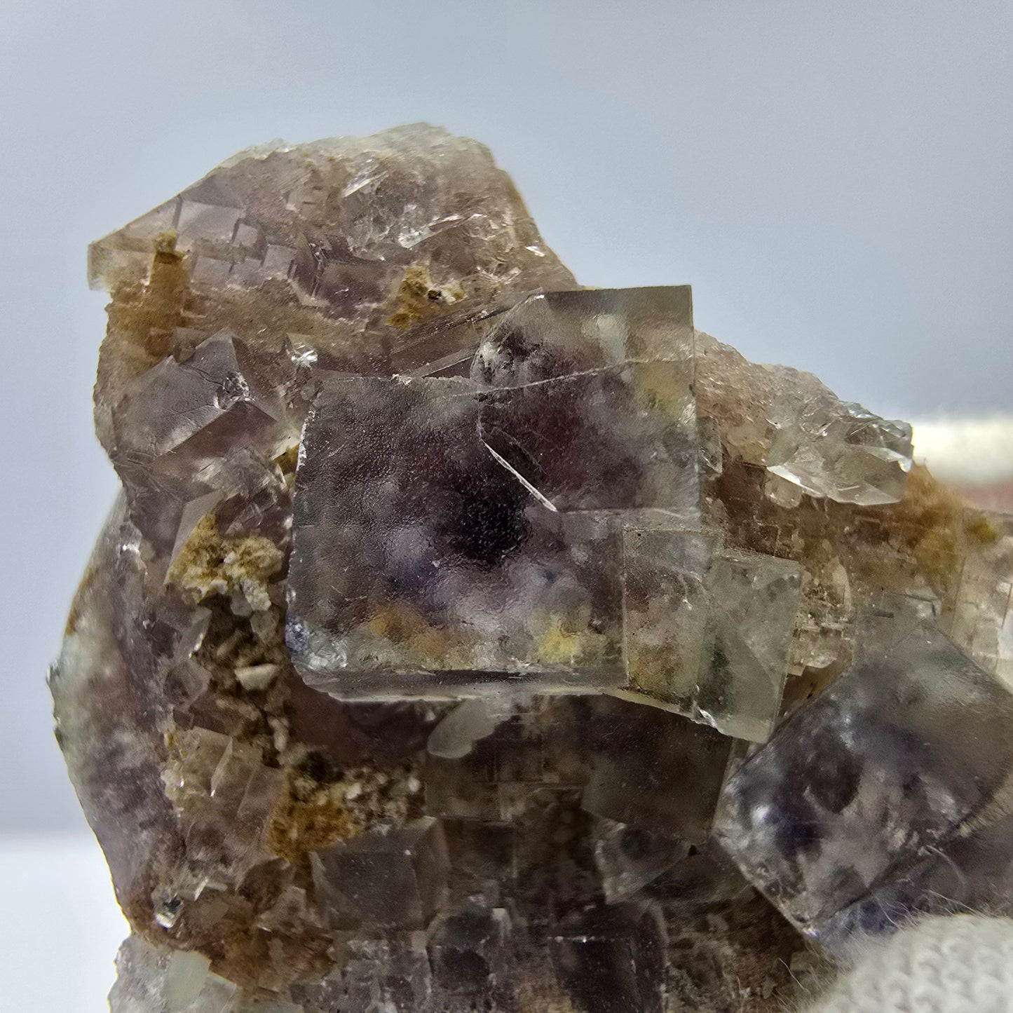 Seltene UV Phantom Fluorit Würfel, Quarz Stufe Brandberg, Namibia 59*39*20mm