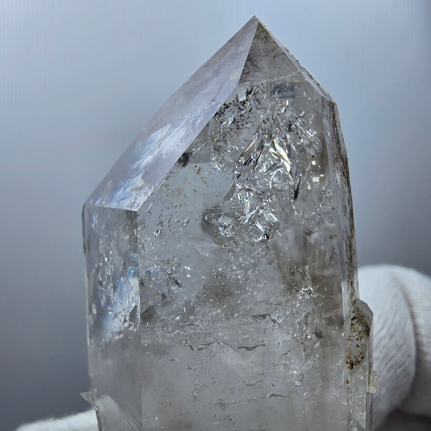 Sceptre DT en quartz fumé lémurien Enhydro, 1 gobob de poche Bubble Valentine. Namibie 89 x 33 x 21 mm