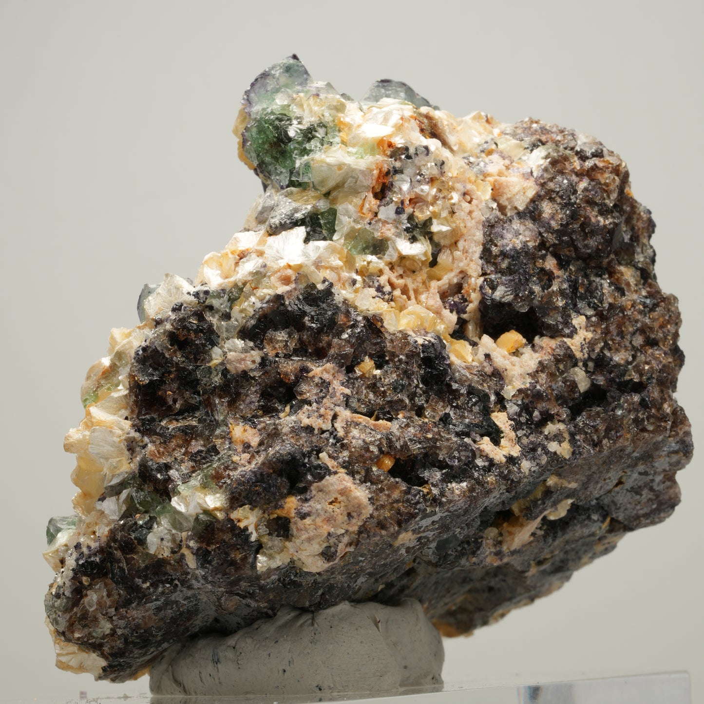 Seltene Phantom Fluorit Würfel, Muskovit Stufe Erongo, Namibia 78*60*52mm #14015