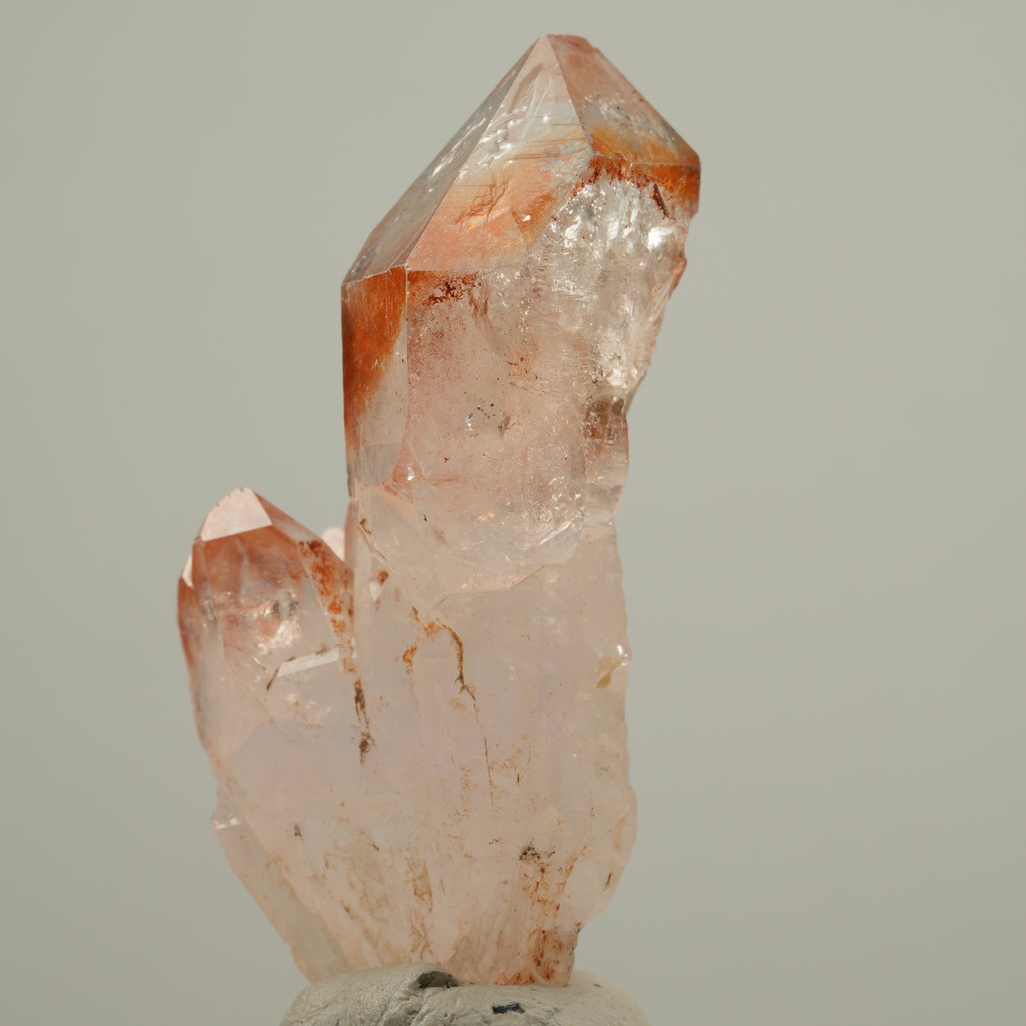 Enhydro Skelett Phantom Rauchquarz Zepter mit Eisen, 1x Blase Goboboseb Namibia 52*25*23mm #14043