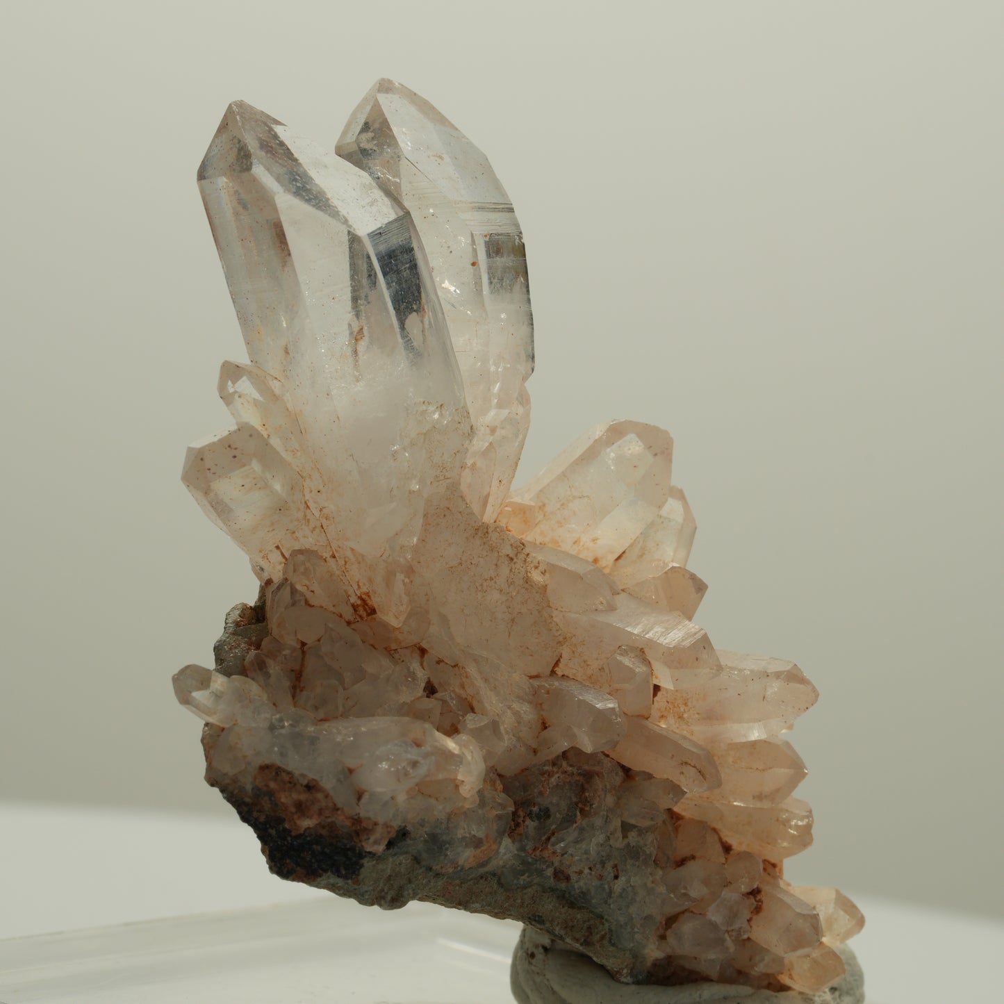 Seltene Phantom Rauchquarz Skelett Zepter auf Matrix Goboboseb, Namibia 58*37*21mm #14077