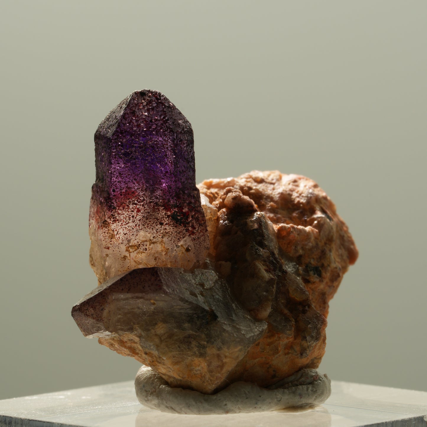 Skelett Phantom Amethyst Eisen Zepter auf Matrix Brandberg, Namibia 26*25*12mm #14121