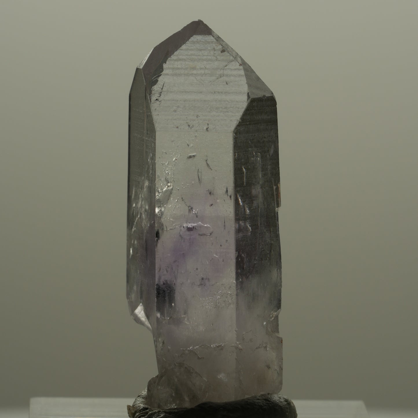 Klare Lemurian Phantom Amethyst Spitze Streep Mine, Goboboseb, Namibia 35*14*11mm #14148