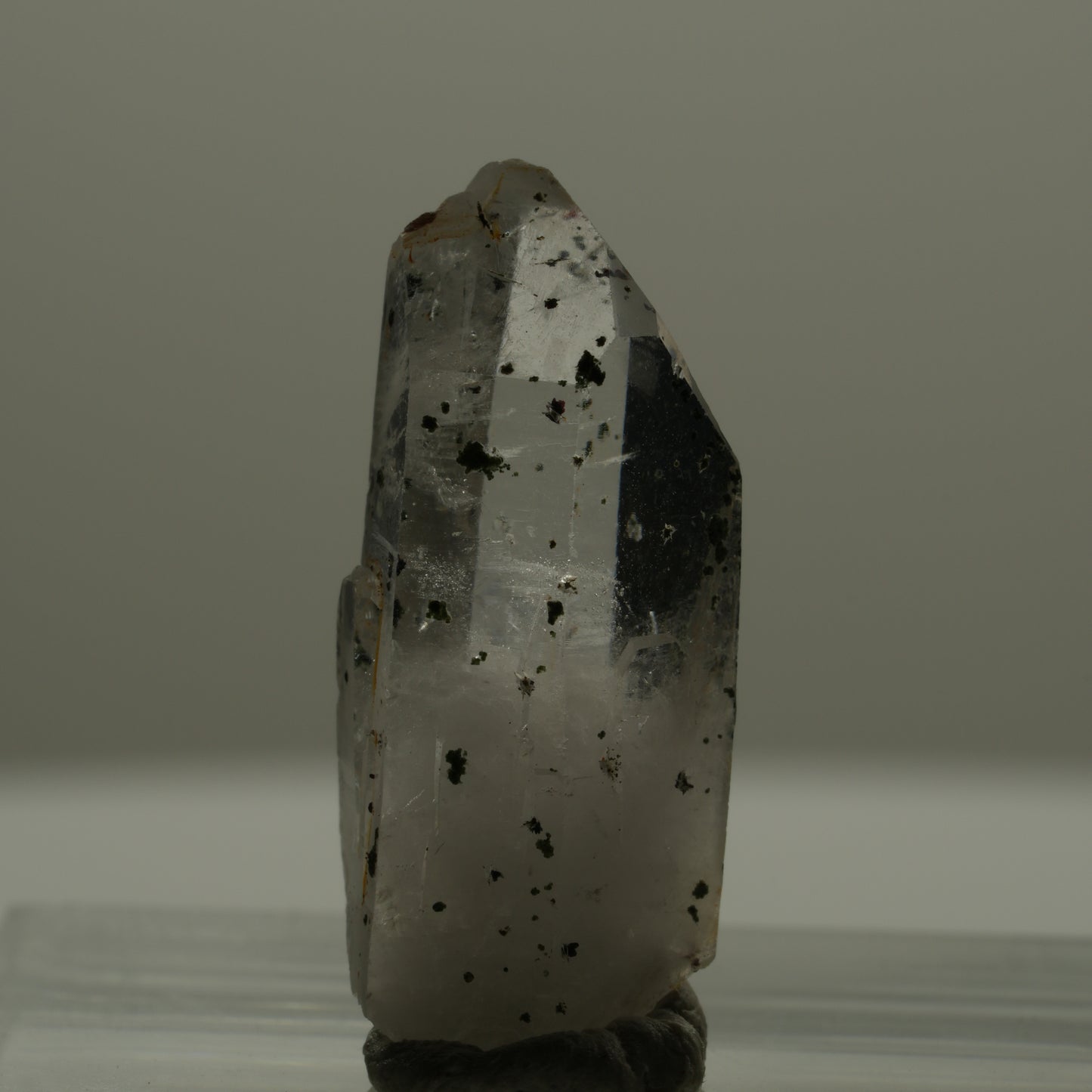 Phantom Skelett Rauchquarz mit Hämatit Streep Mine Goboboseb Namibia 23*10*8mm #14170