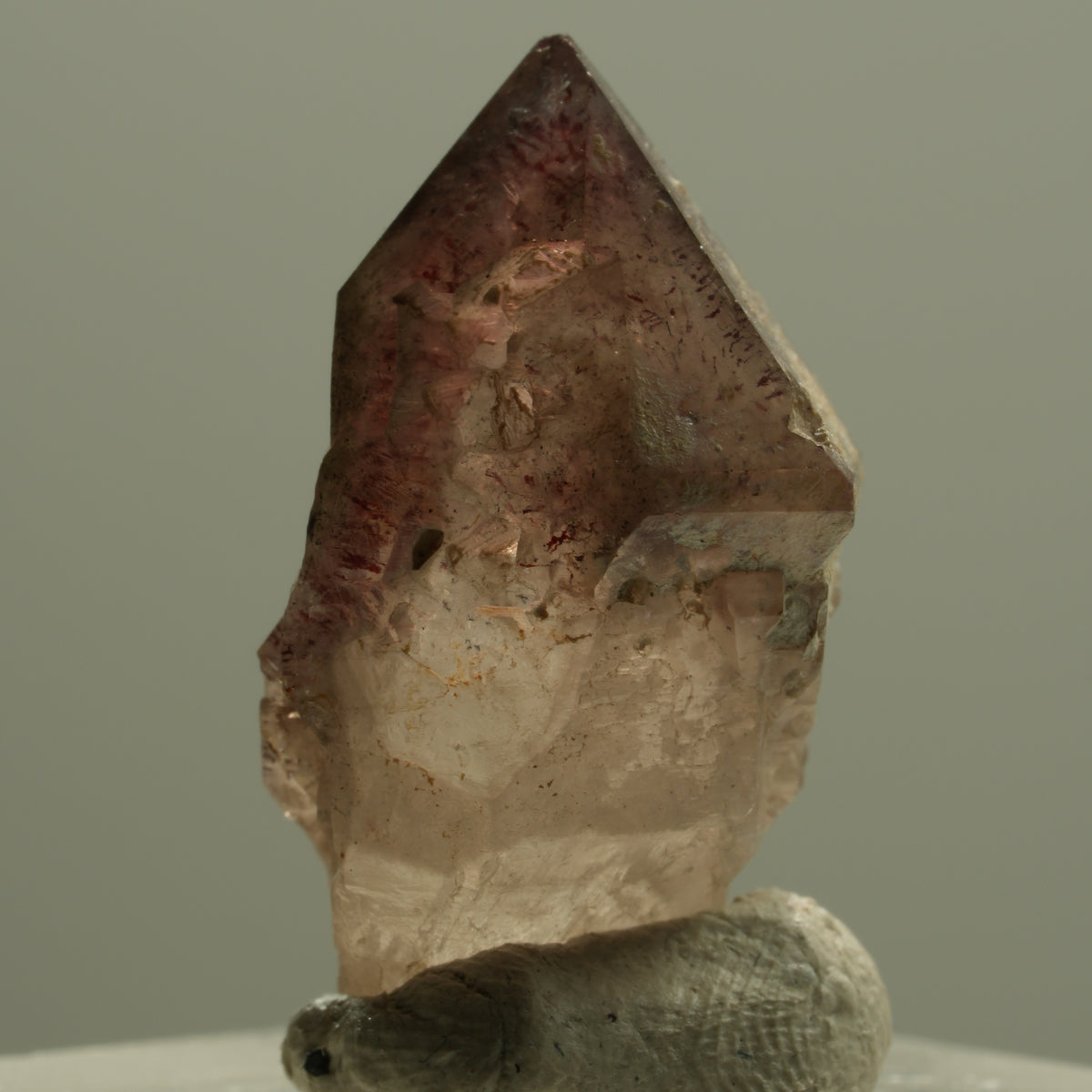 Seltene Phantom Amethyst Zepter mit Eisen Spitze Brandberg, Namibia 26*15*14mm #14198