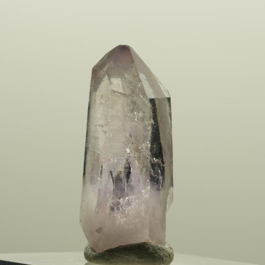 Seltene Skelett Phantom Amethyst Spitze Goboboseb, Namibia 27*12*9mm #14228