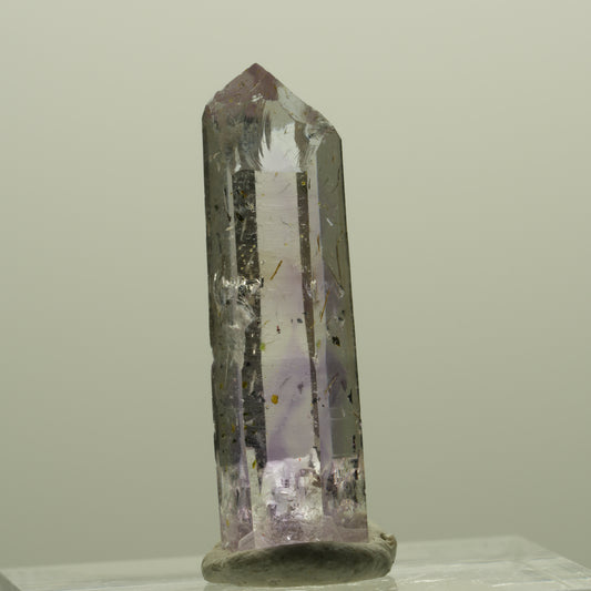 Harlekin Lemurian Phantom Amethyst mit Prehnit Streep Mine, Goboboseb, Namibia 28*8*8mm #14391