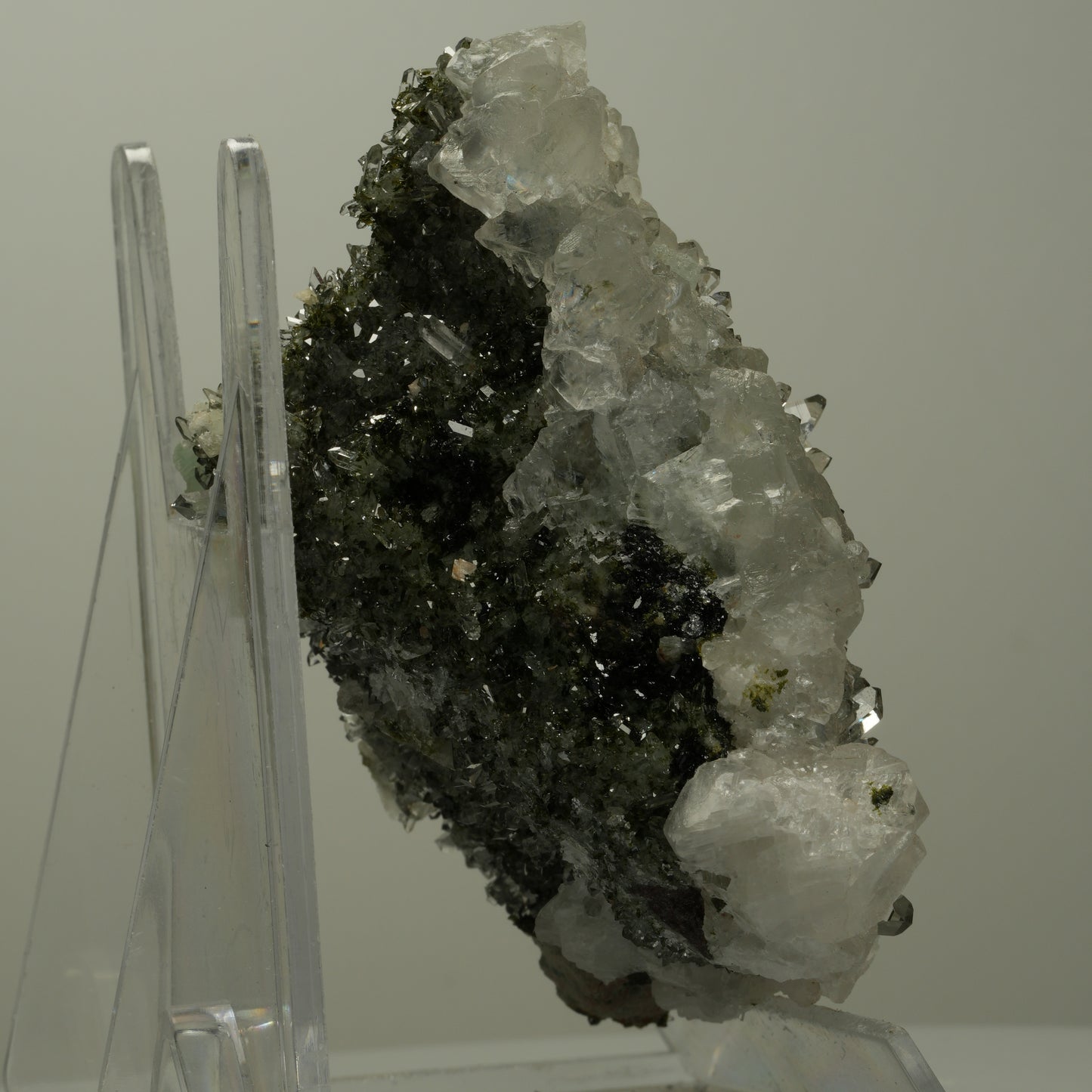 Starburst Quarz, Calcit, Prehnit, Epidot auf Matrix Streep Mine Namibia 79*70*49mm #14502