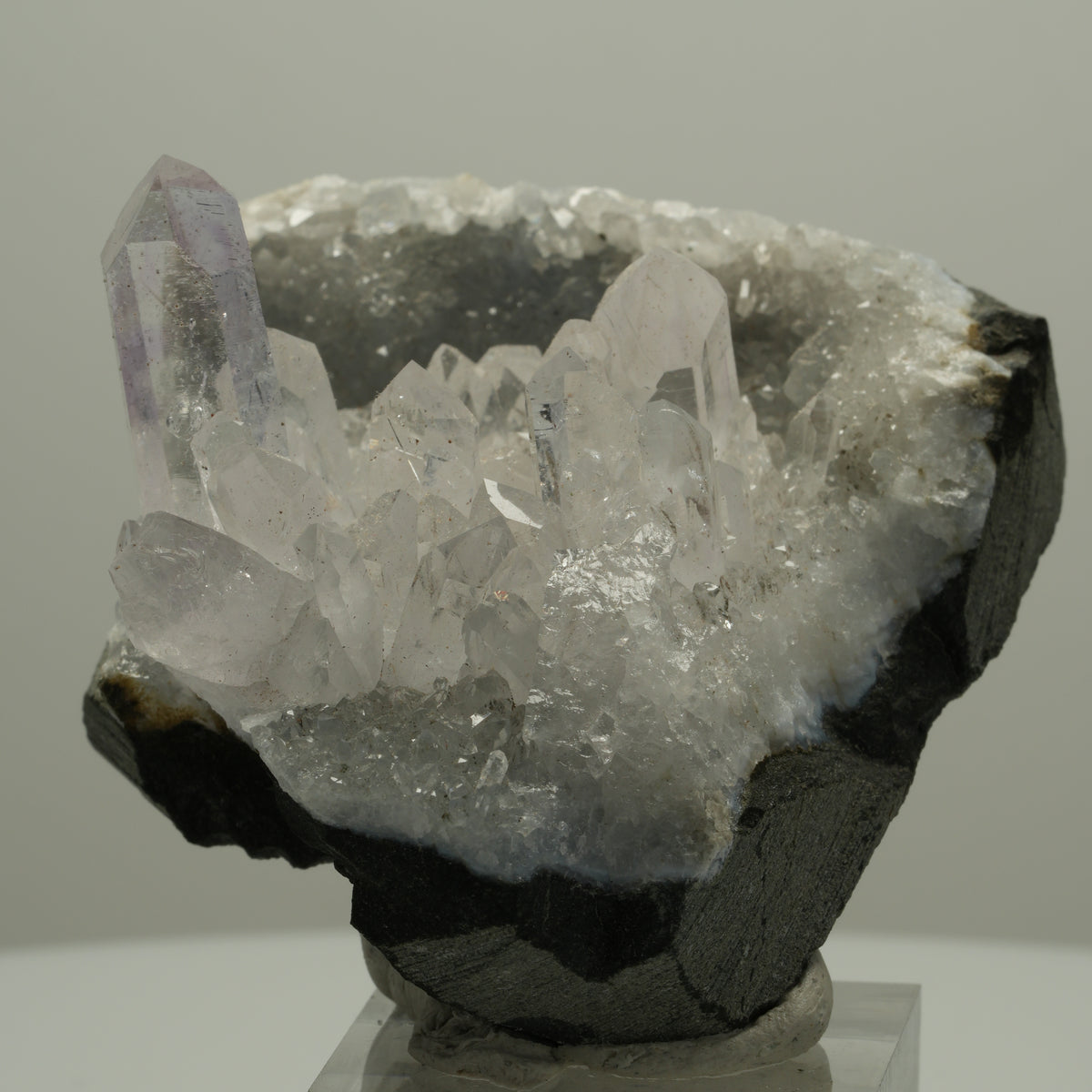 Klare Phantom Amethyst mit Hämatit auf Matrix Streep Mine, Goboboseb, Namibia 59*51*34mm #14522