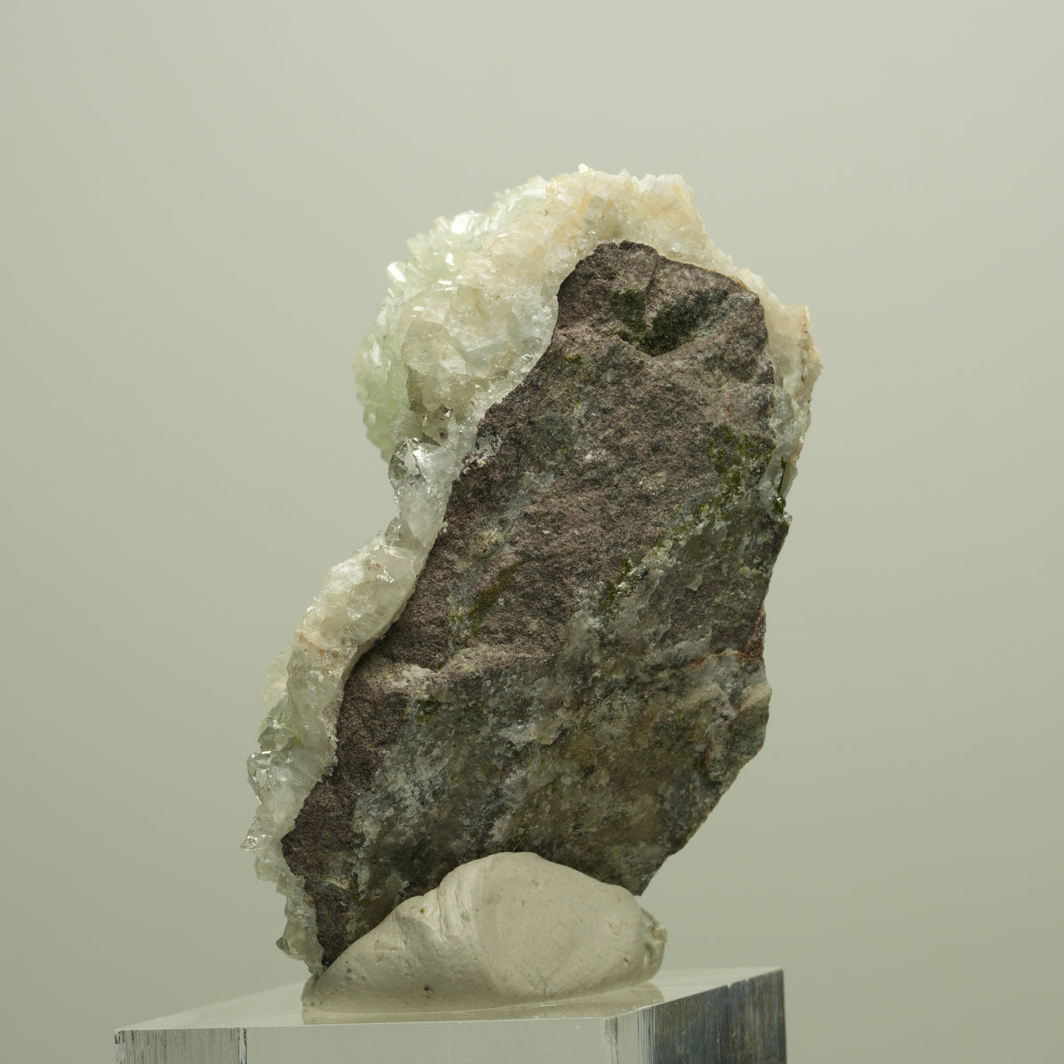 Starburst Quarz, Prehnit, Epidot auf Matrix Streep Mine Goboboseb Namibia 50*29*24mm #14656