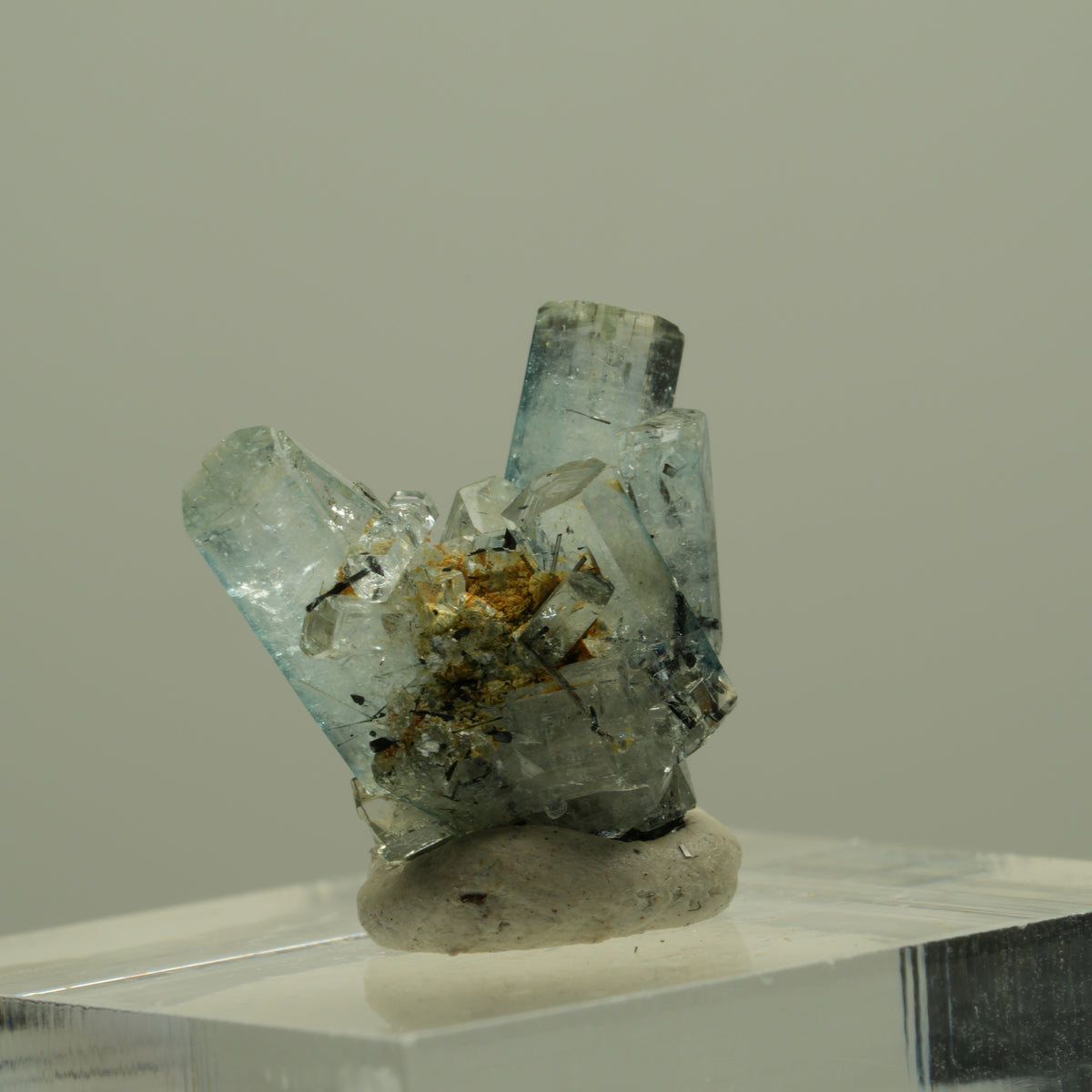 Aquamarin, Schörl Turmalin, Muskovit Stufe Erongo, Namibia 18*17*9mm #14924