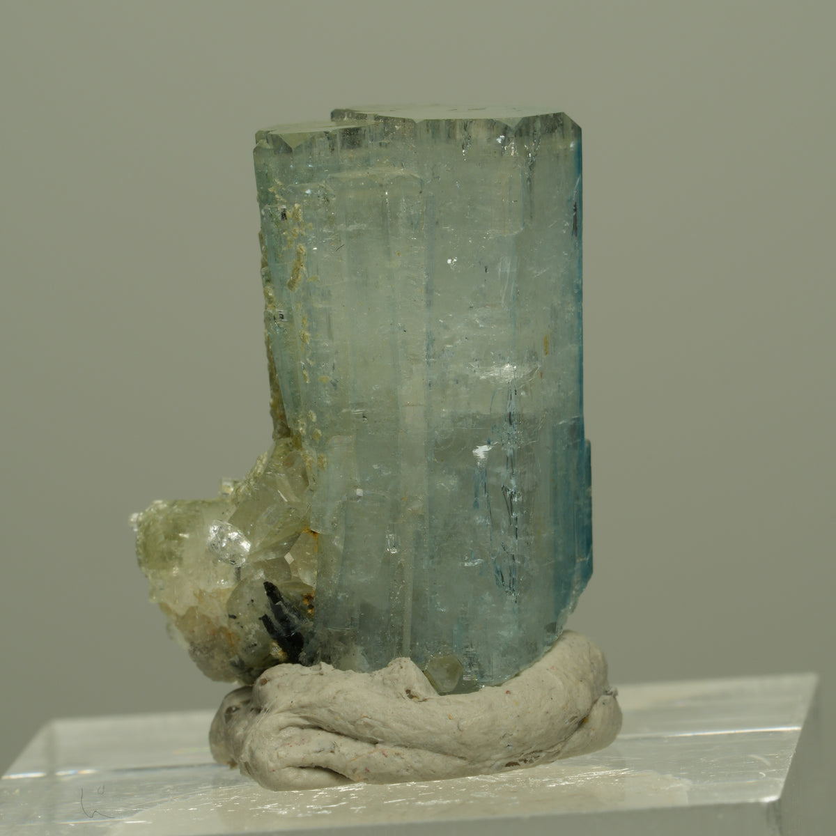 Aquamarin, Schörl Turmalin, Muskovit Stufe Erongo, Namibia 24*16*12mm #14974