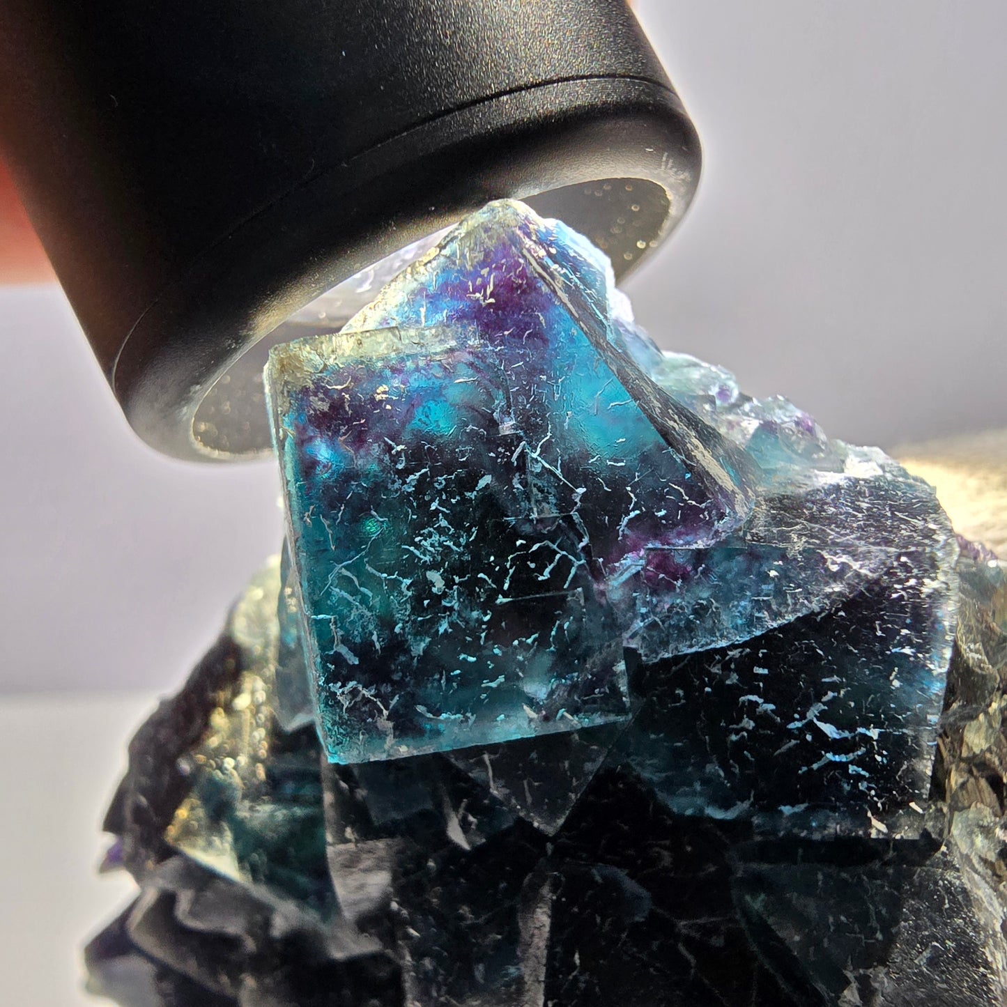 Grand spécimen de cube de fluorite fantôme, zonal – Nouvelle découverte ! Okorusu, Namibie, 105 x 79 x 31 mm