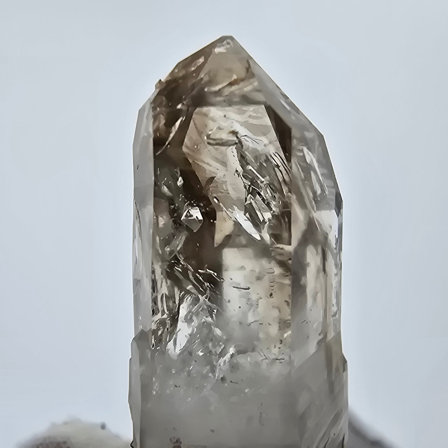 Enhydro Phantom Rauchquarz Spitzen 1x Blase Goboboseb, Namibia 43*22*17mm
