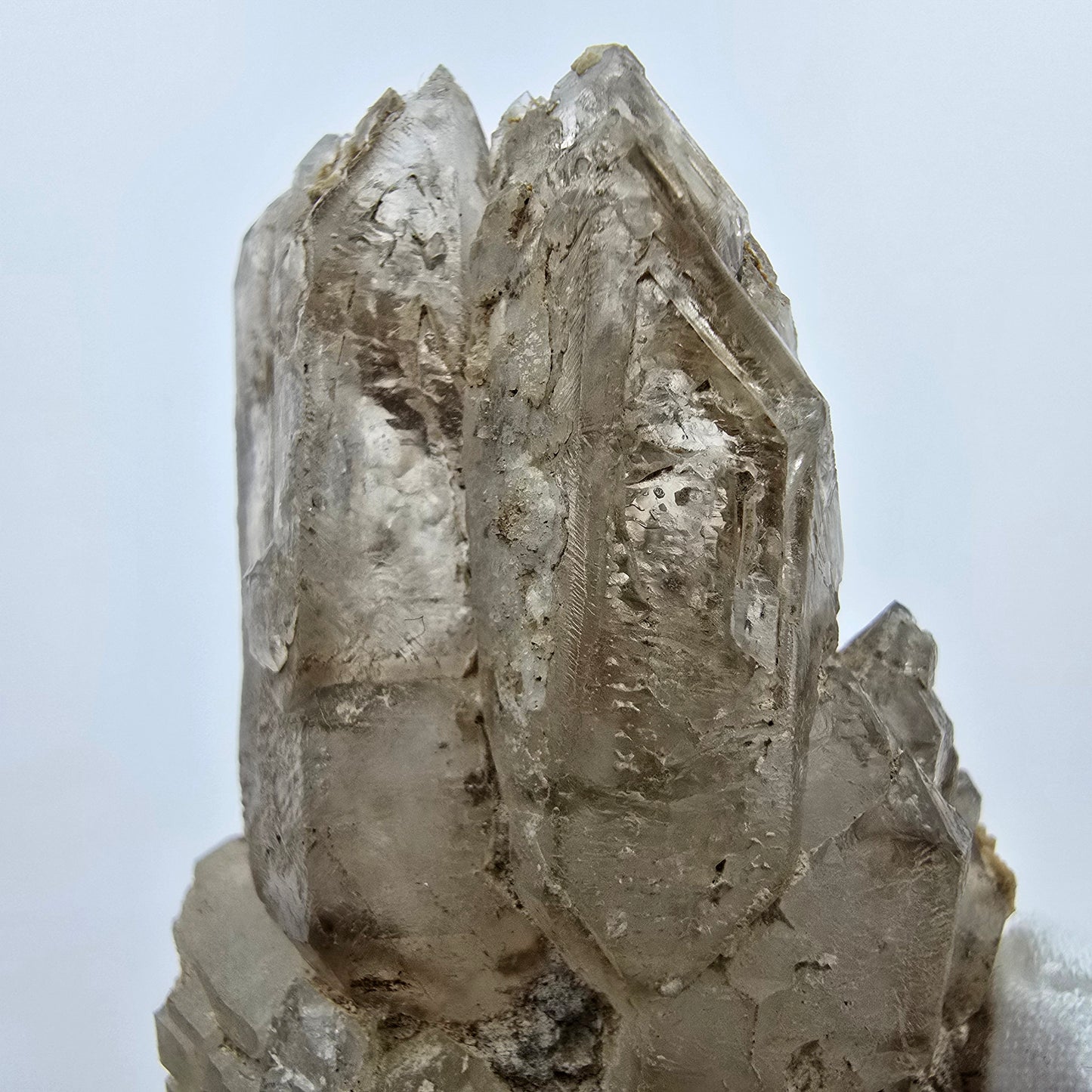 Enhydro Phantom Rauchquarz Zepter Stufe, 2x Blase Goboboseb, Namibia 78*41*53mm