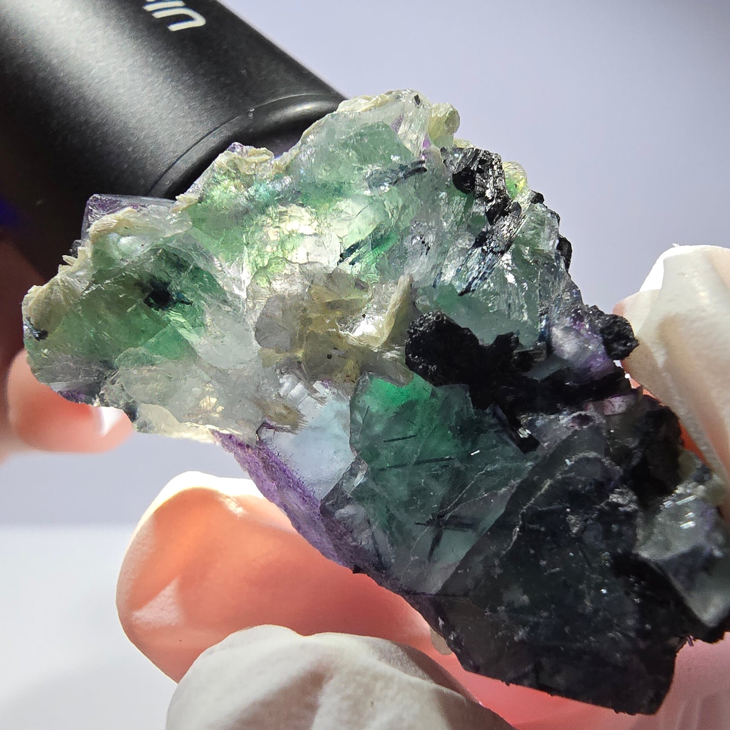 Cube de fluorite fantôme, zonal, muscovite, spécimen de tourmaline Schorl, Erongo, Namibie, 40 x 27 x 17 mm