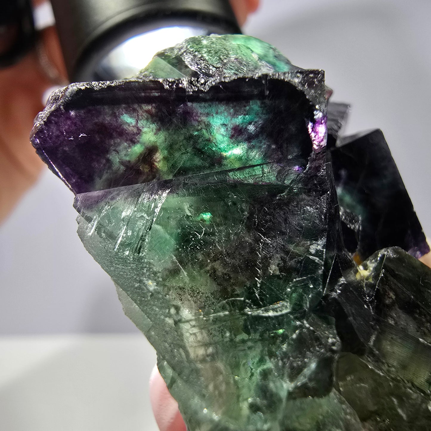 Rare spécimen de cube de fluorite fantôme, vert-violet, Okorusu, Namibie, 58 x 48 x 19 mm