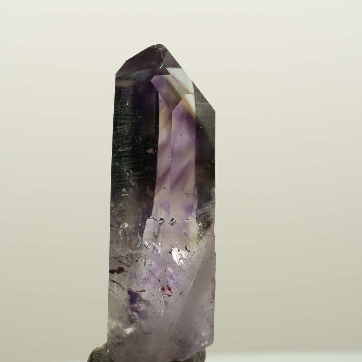 Harlekin Lemurian Phantom Amethyst Streep Mine, Goboboseb, Namibia 46*15*15mm #15025