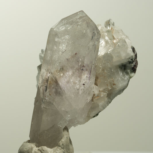 Skelett Phantom Amethyst mit Hämatit, Calcit auf Matrix Streep Mine, Namibia 52*40*34mm #15052