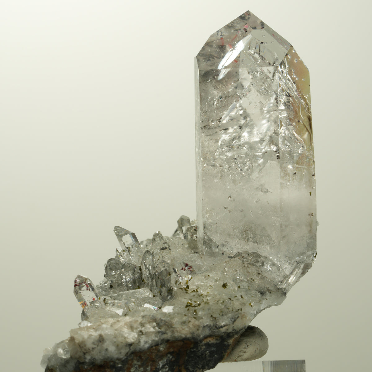 Enhydro Harlekin Quarz, Analcim, Epidot, Calcit auf Matrix Streep Mine, Namibia 73*45*57mm #15106