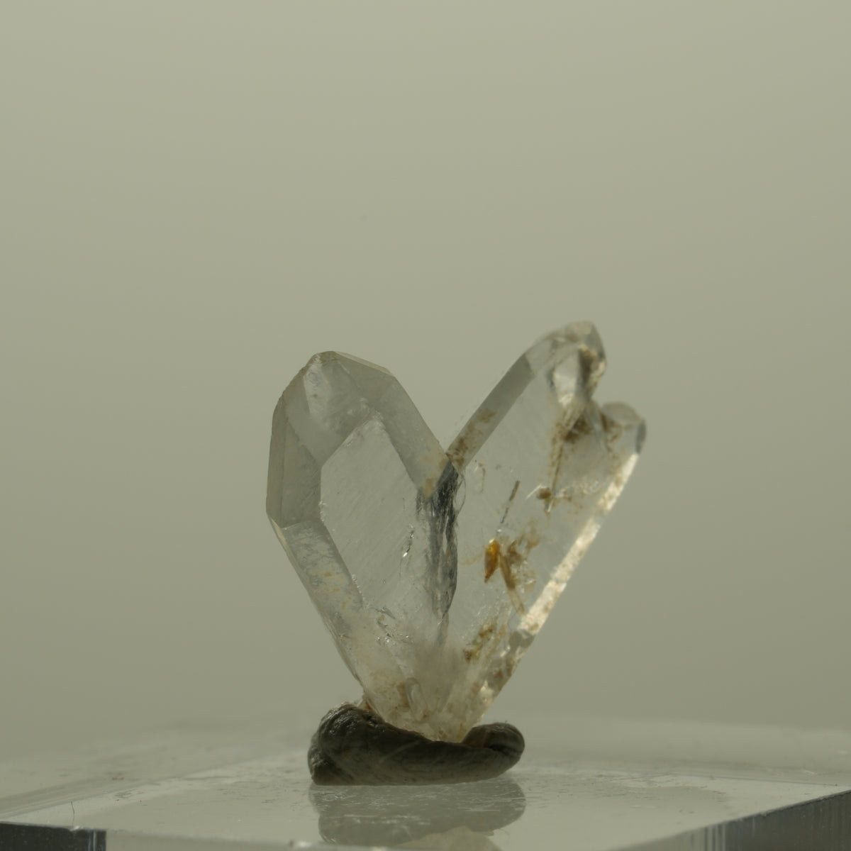 Japan Law Twin Kristall, Japaner-Zwilling Quarz Tubussis Area, Erongo, Namibia 16*15*3mm #15261