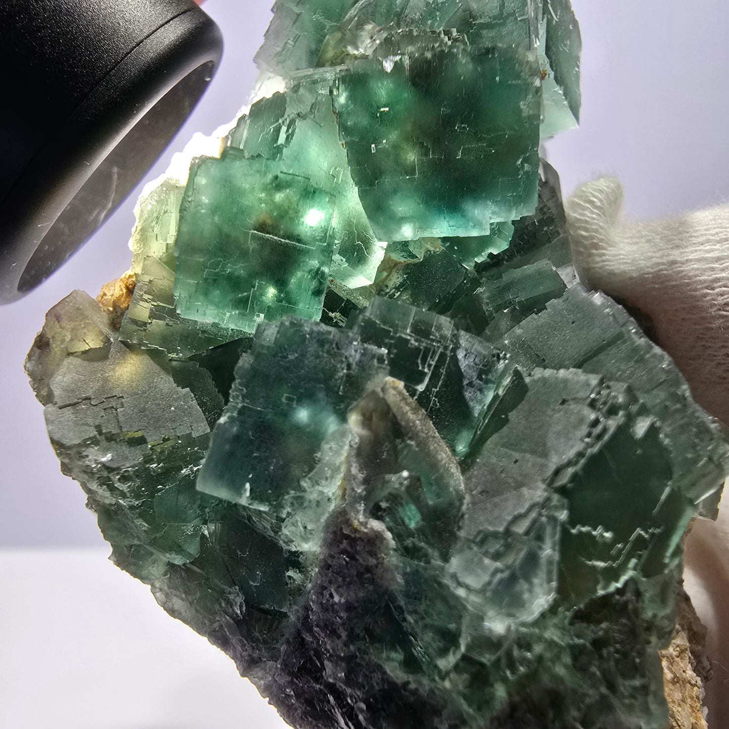 Grand spécimen de cube de fluorite fantôme, parqueté zonal Okorusu Namibie 99*62*47mm