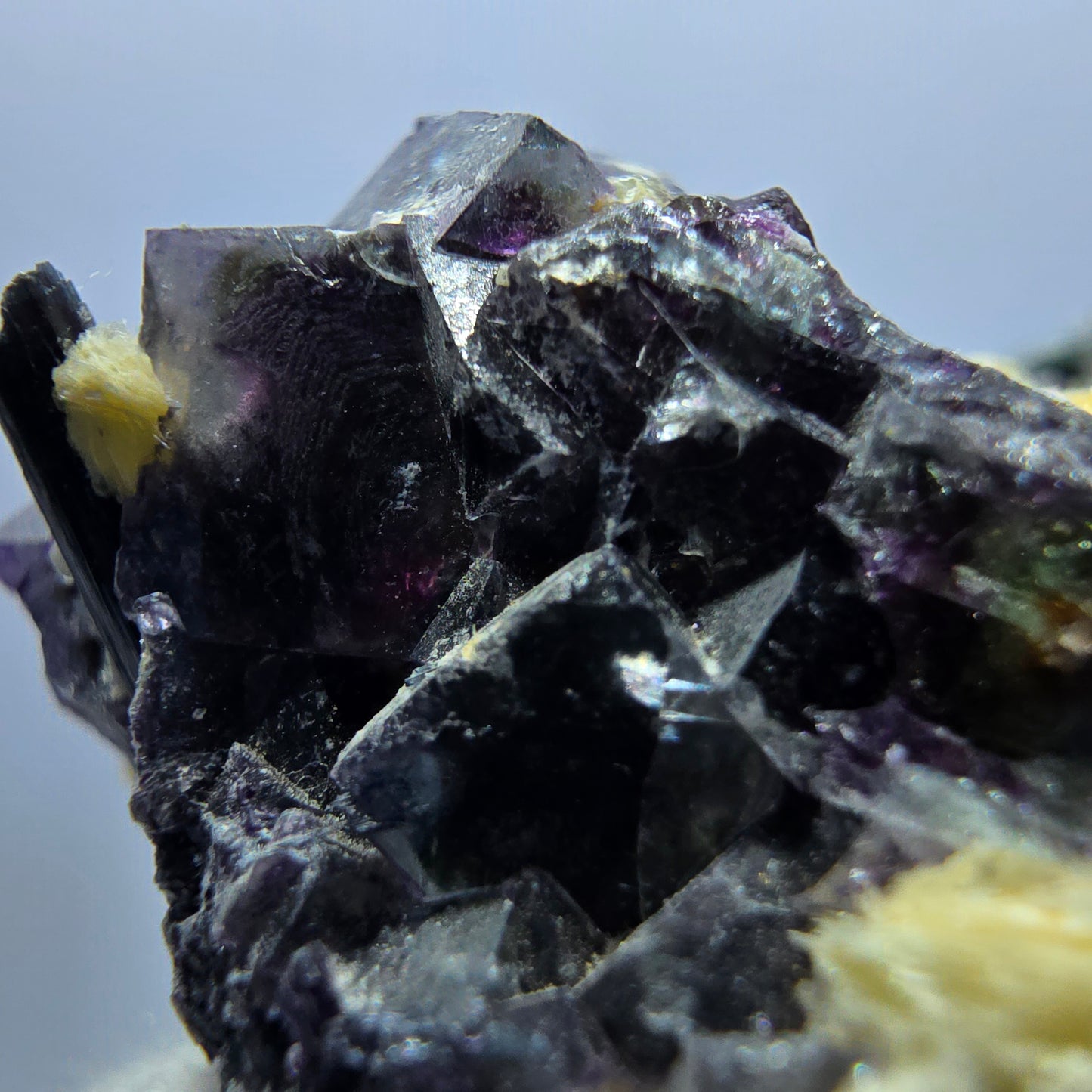 Colorful Phantom Fluorite Cubes Schorl Tourmaline Muscovite Erongo, Namibia 60*45*31mm