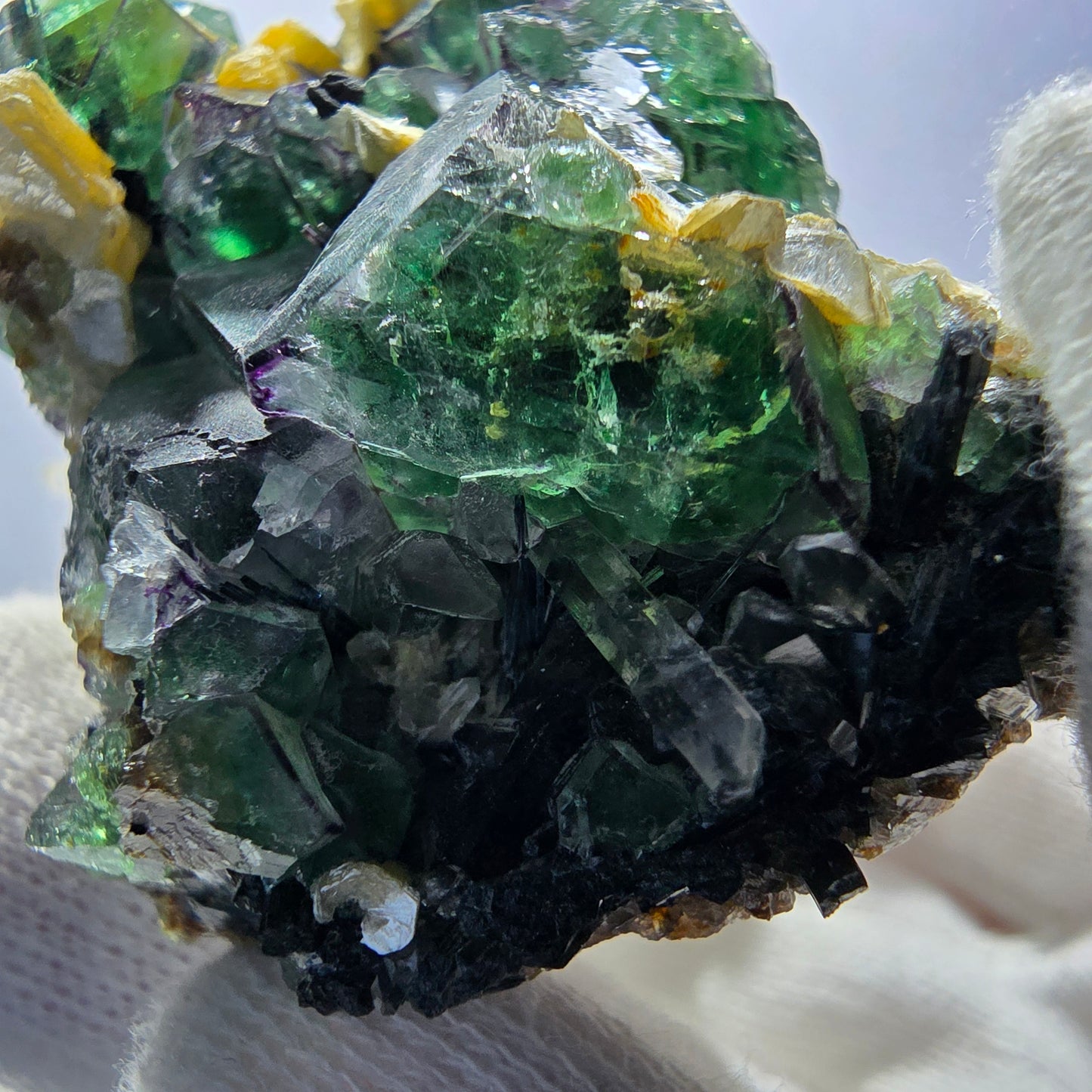 Phantom Fluorit zonal Schörl Rauchquarz Muskovit Erongo, Namibia 56*45*38mm