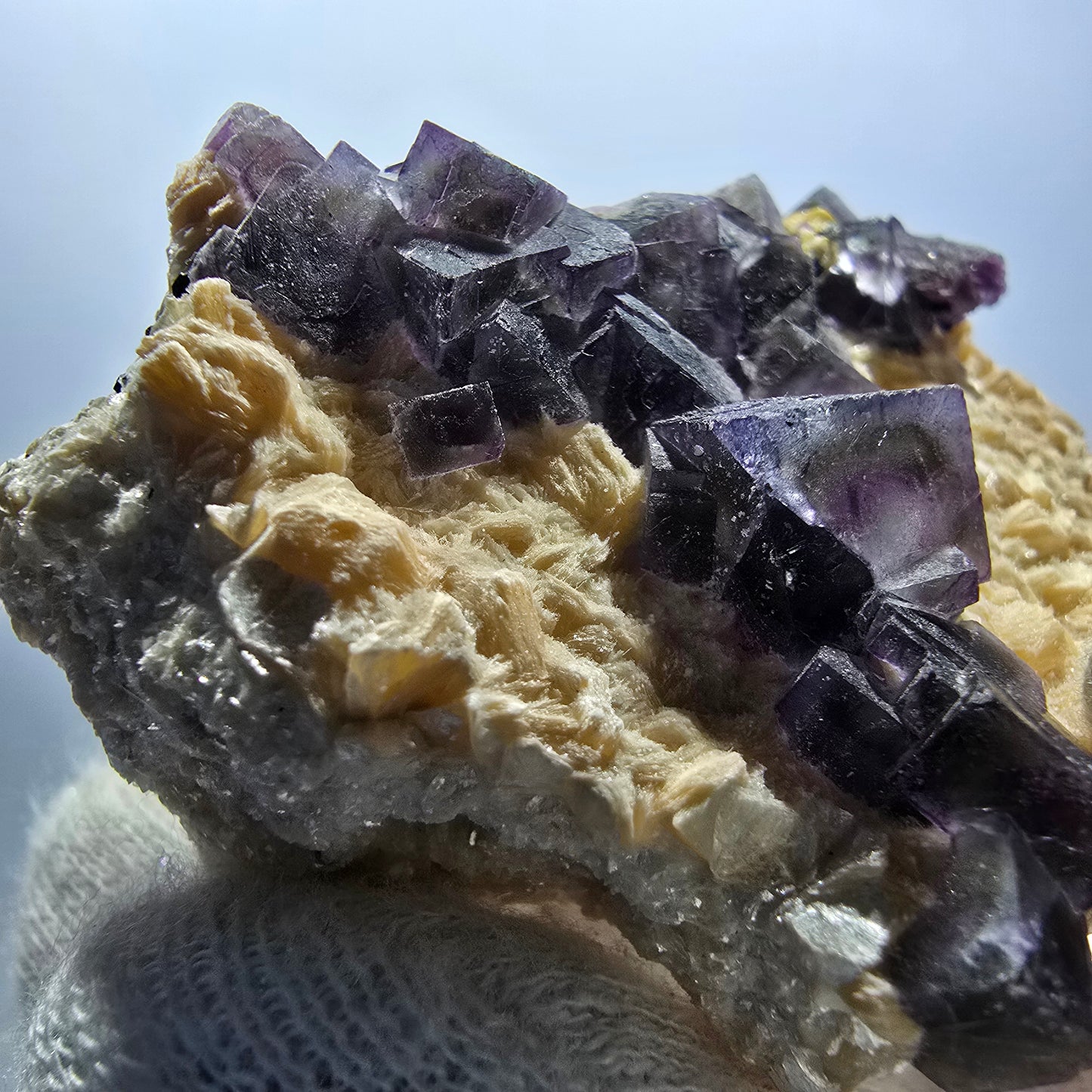 Bunte Phantom Fluorit Würfel Schörl Turmalin Muskovit Erongo, Namibia 67*56*38mm