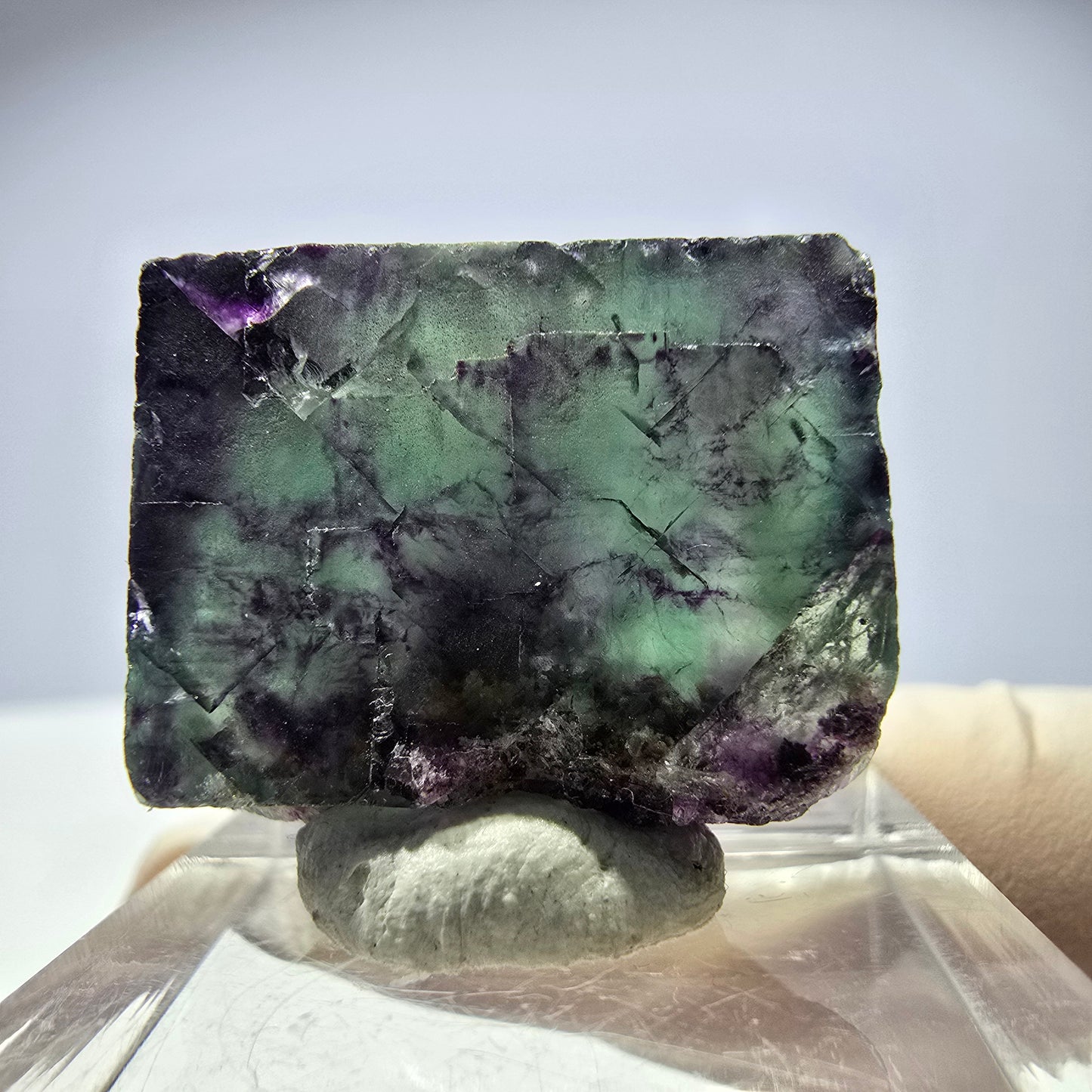 Rare cube de fluorite fantôme parqueté vert violet Okorusu Namibie 24*20*10mm