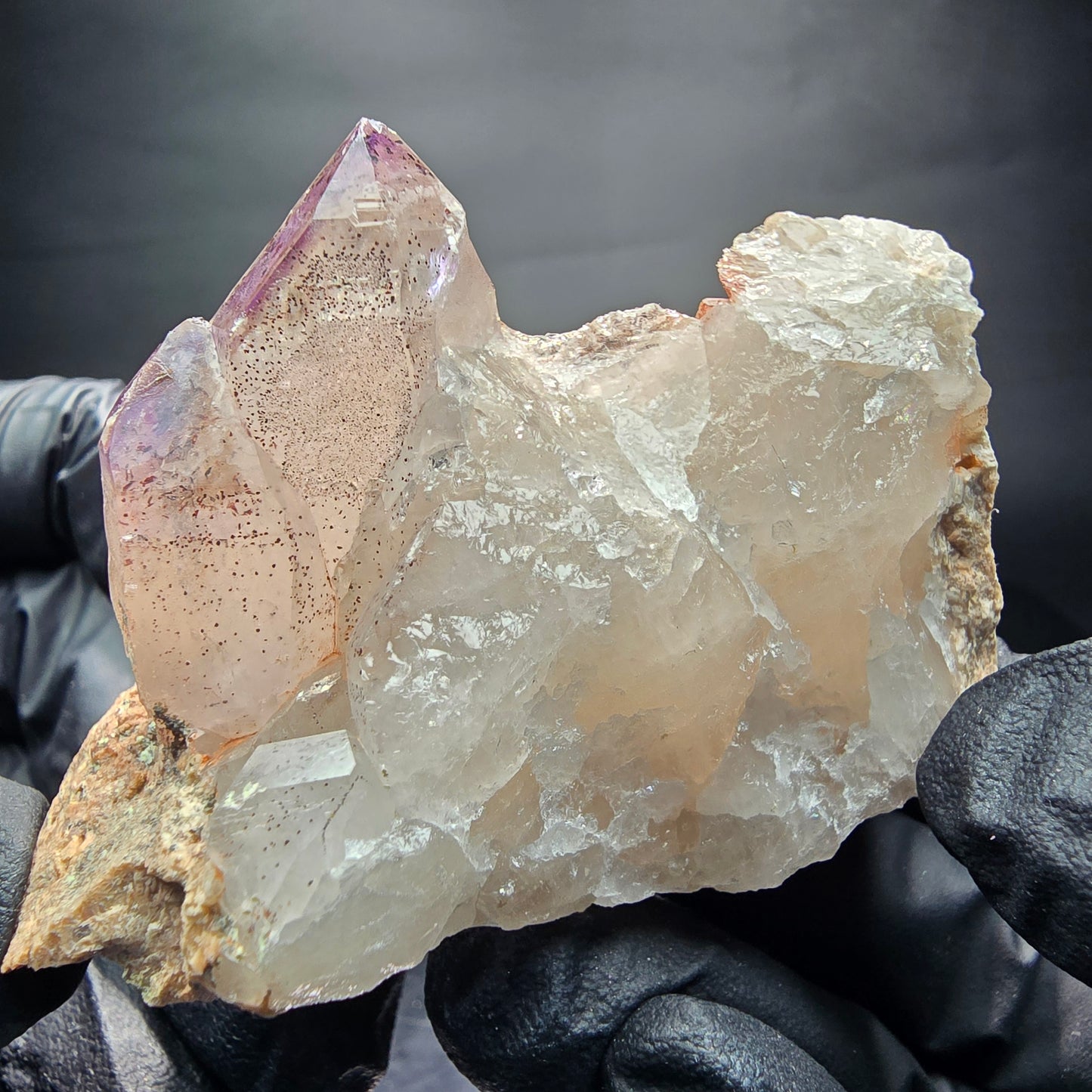 Klare Phantom Amethyst Stufe lila weiß Brandberg, Namibia 67*50*42mm Sammlung