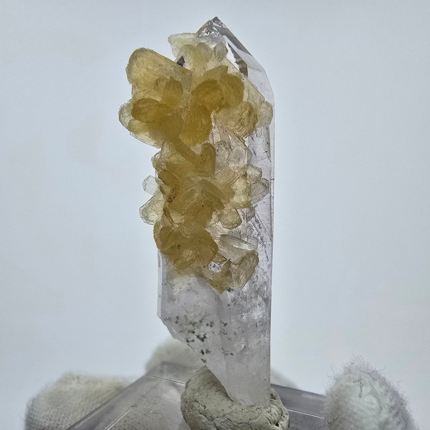 Phantom Amethyst Kristall mit Stilbit Goboboseb, Namibia 48*17*14mm Sammlung