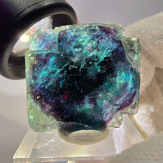 Spécimen de cube de fluorite fantôme, zonal – Nouvelle découverte ! Okorusu, Namibie, 33 x 31 x 21 mm