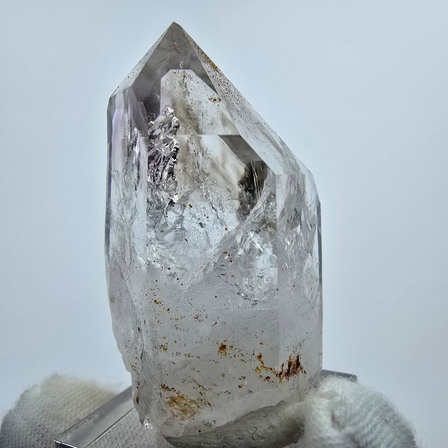 Enhydro Phantom Amethyst, 1x Blase Streep Mine Goboboseb Namibia 48*24*26mm