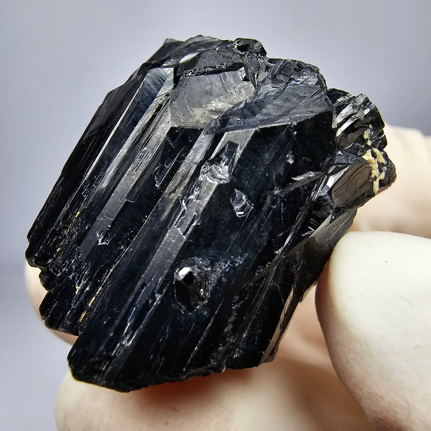 Schöner Schörl Turmalin Kristall glänzend Erongo, Namibia 26*22*19mm Sammlung