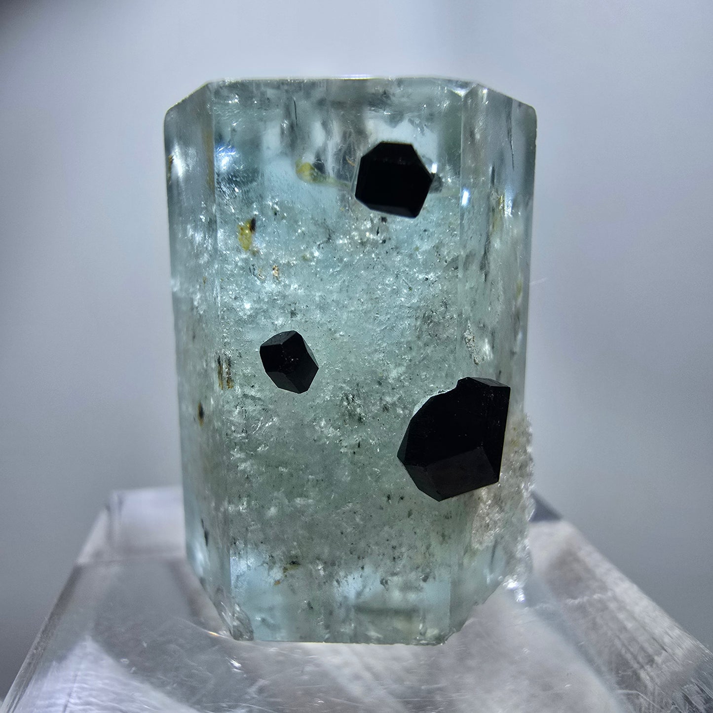 Seltener Aquamarin X mit Schörl Turmalin Erongo, Namibia 22*18*16mm