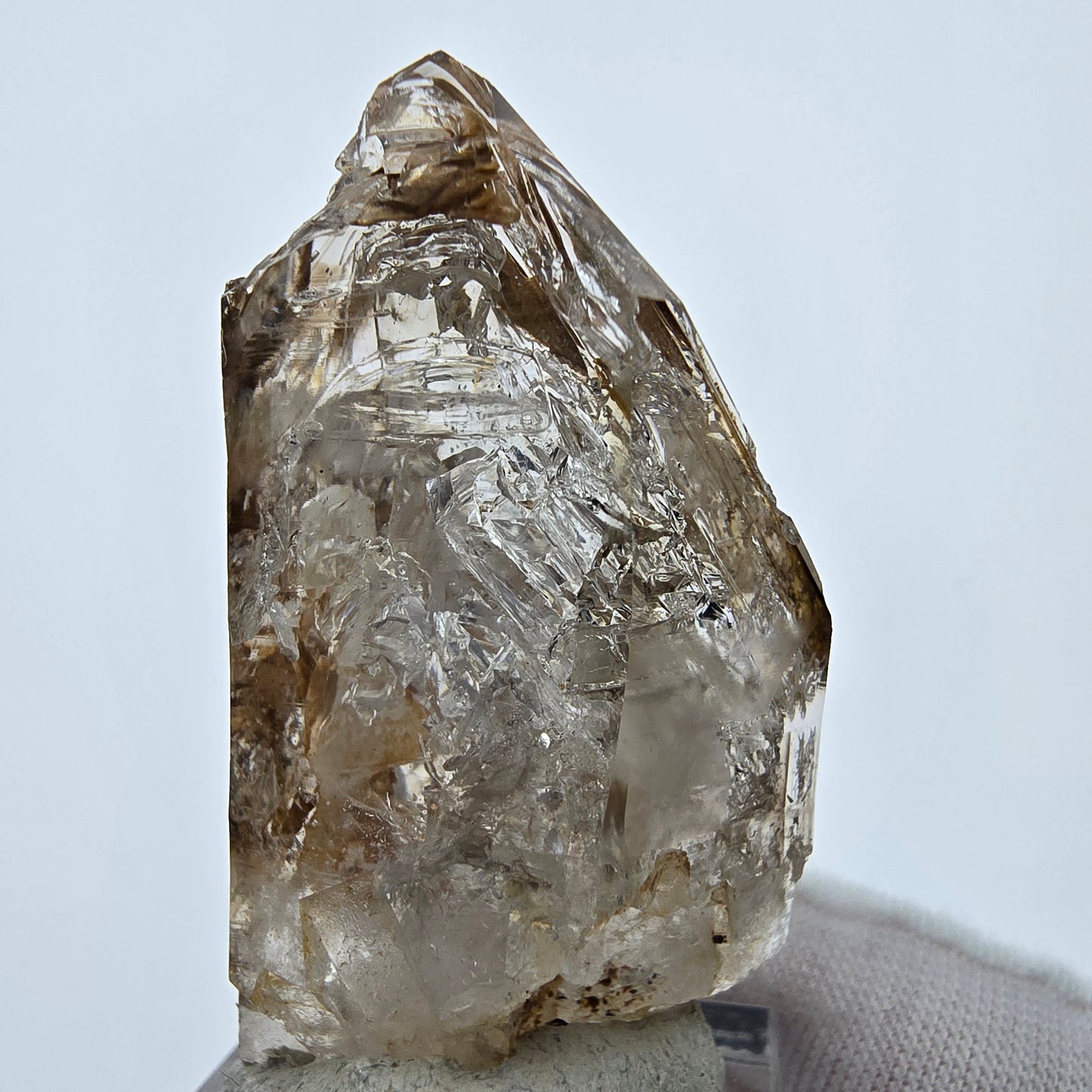 Große Phantom Rauchquarz Fenster Zepter Spitze Goboboseb, Namibia 47*29*20mm