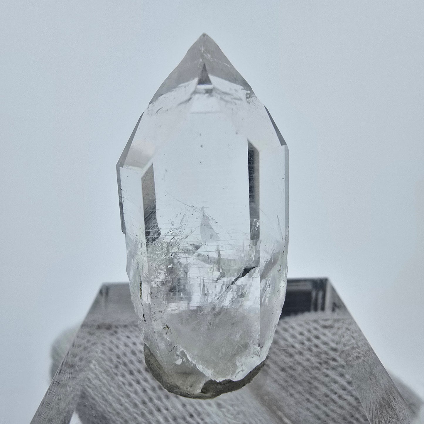 Klare Lemurian Phantom Quarz Spitze Streep Mine, Goboboseb, Namibia 29*14*11mm