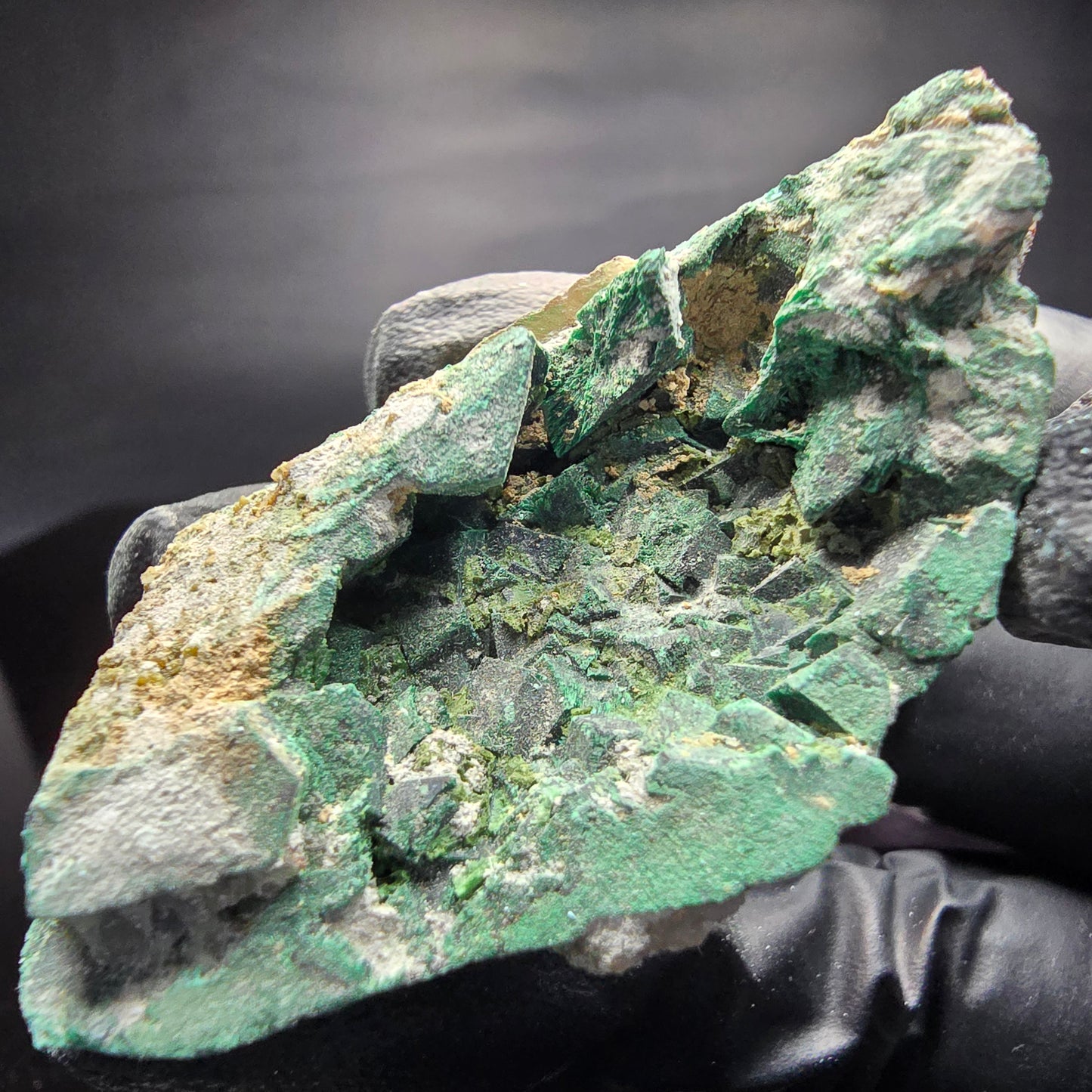 Seltene Malachit, Quarz Stufe Kaokoveld, Namibia 56*38*17mm Mineraliensammlung
