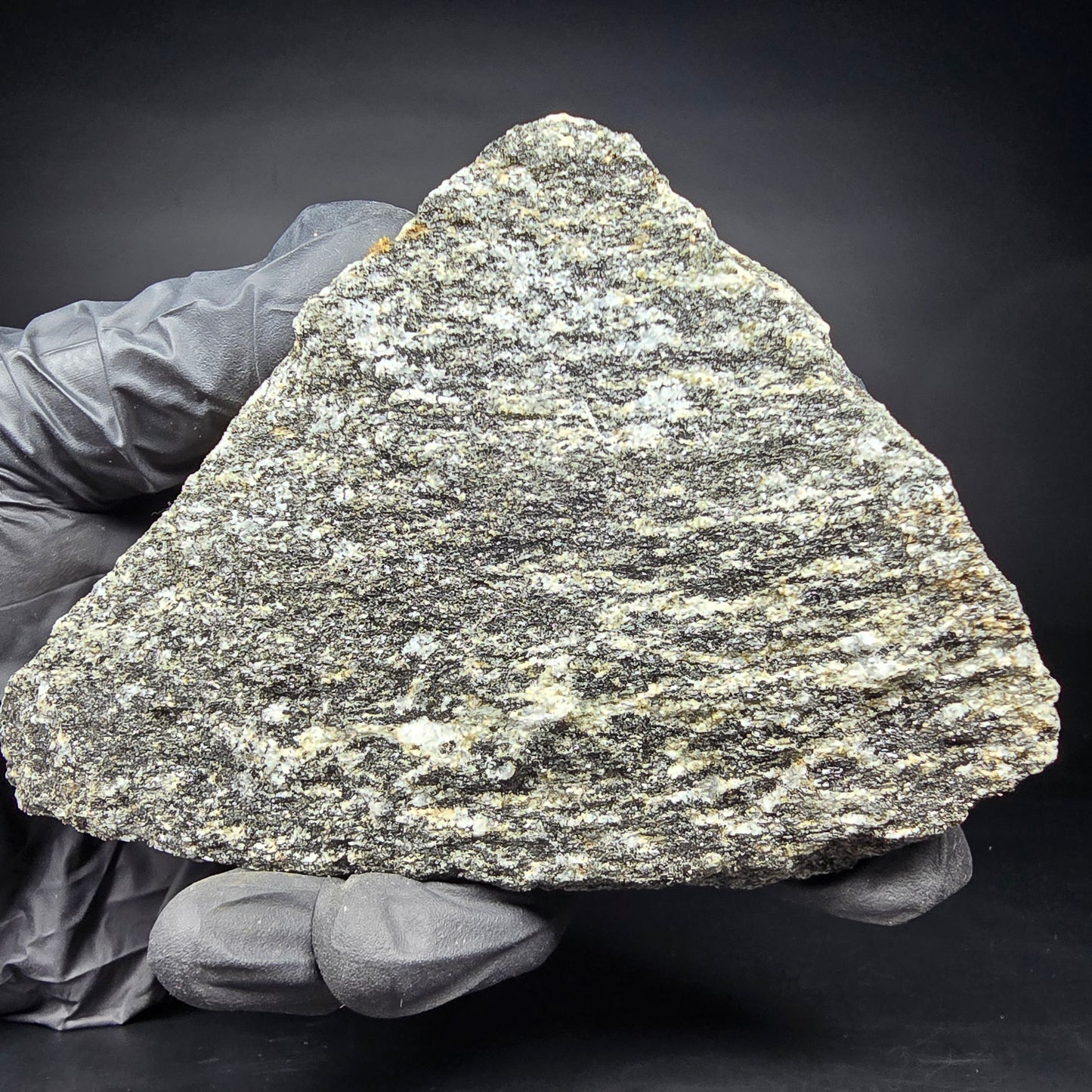 Schönes Unbekanntes Mineral, schwarz weiß glänzend 114*83*41mm aus Unbekannt