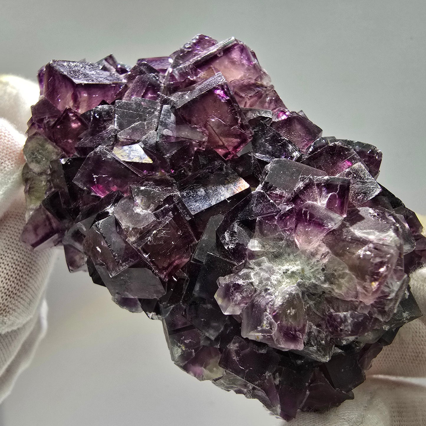 Seltene Phantom Fluorit Würfel Stufe lila grün weiß Okorusu, Namibia 88*53*34mm
