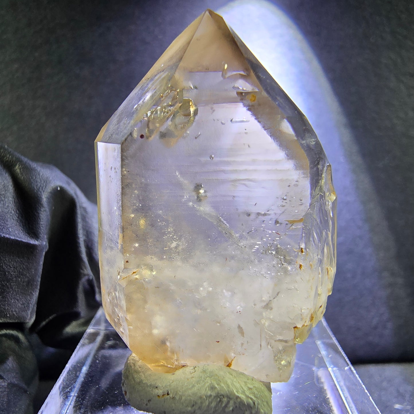 Sehr klare Phantom Rauchquarz Spitze Quarz 32*23*11mm Goboboseb Namibia Sammlung