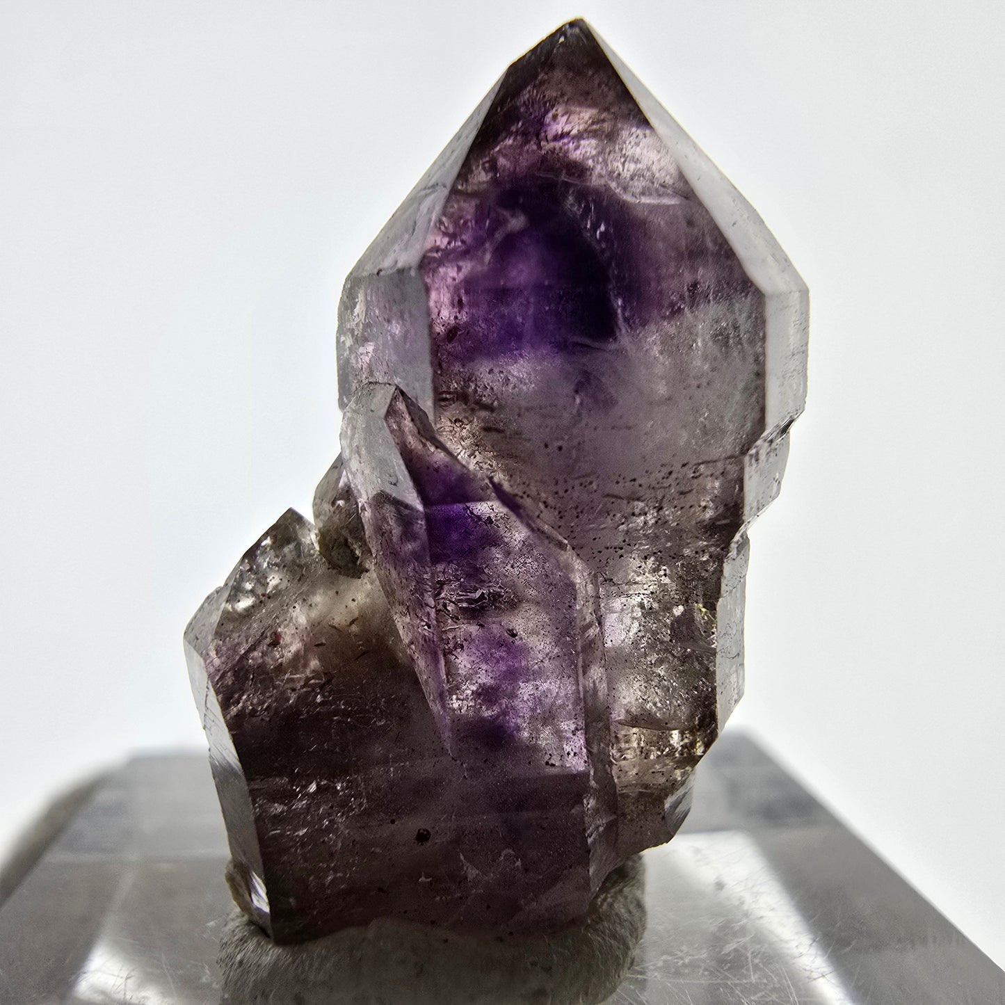 Rare spécimen de sceptre d'améthyste fantôme, Brandberg, Namibie, 25 x 15 x 10 mm